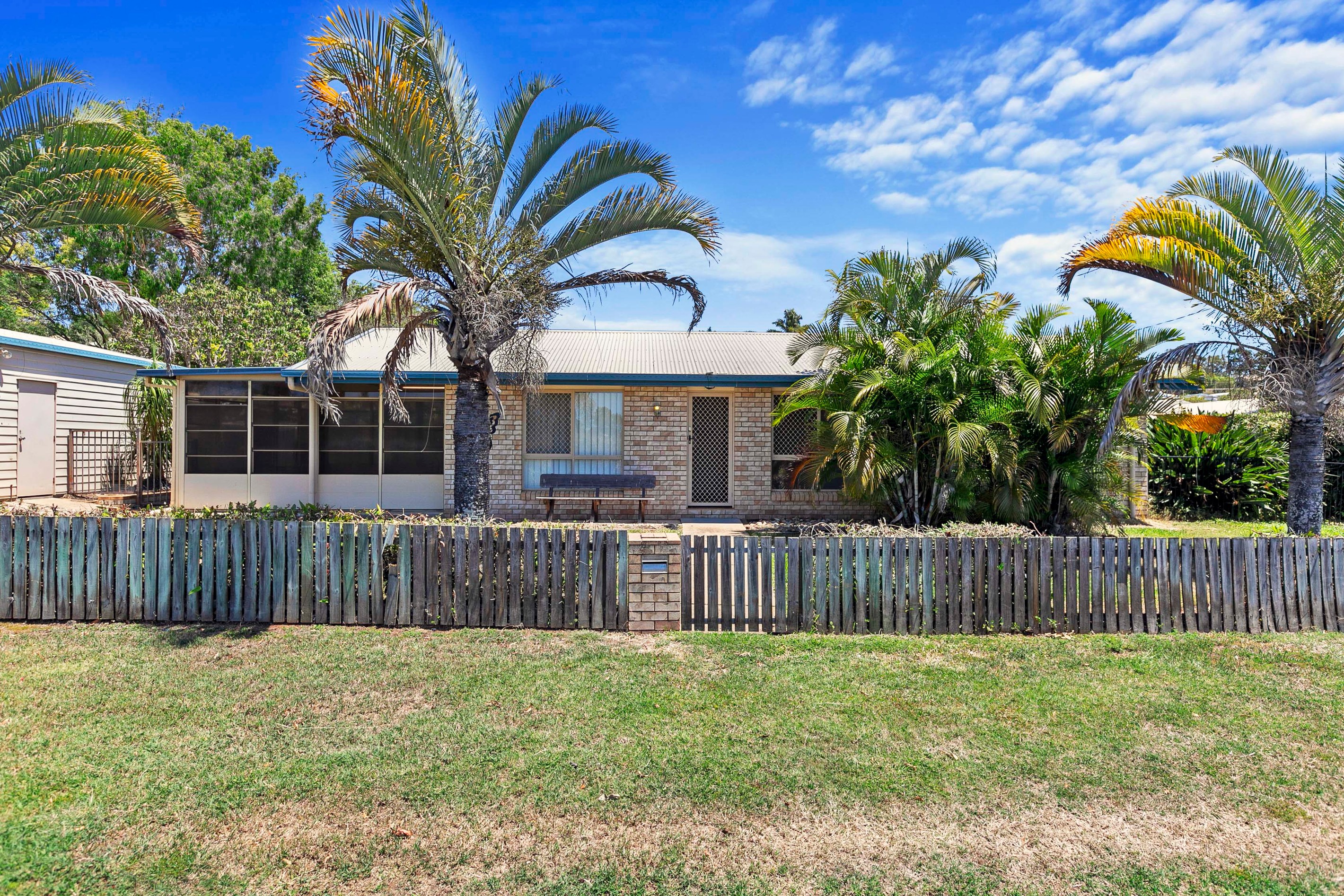 2 Crawford Drive, Dundowran, QLD 4655