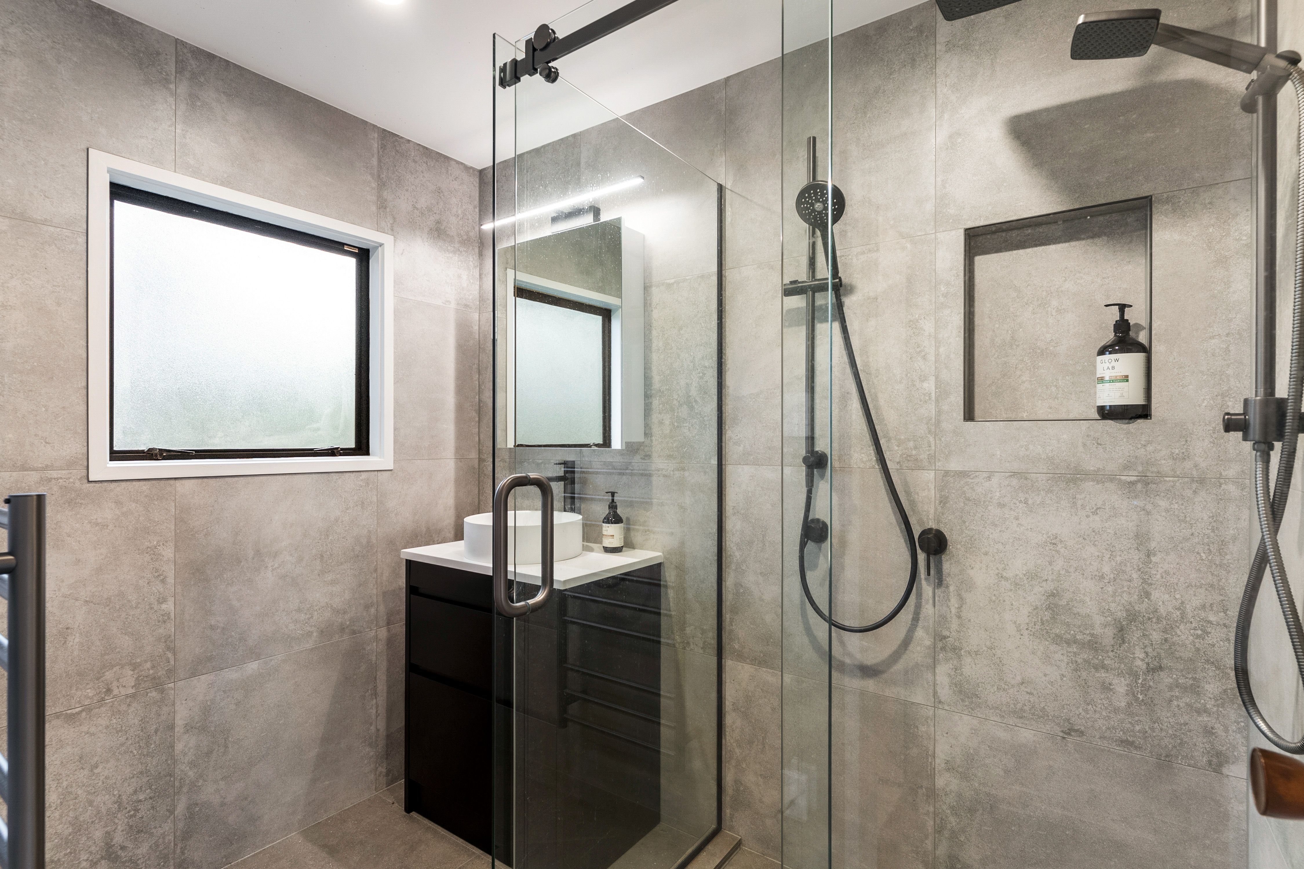 4 Lowell Place, Massey, Waitakere City