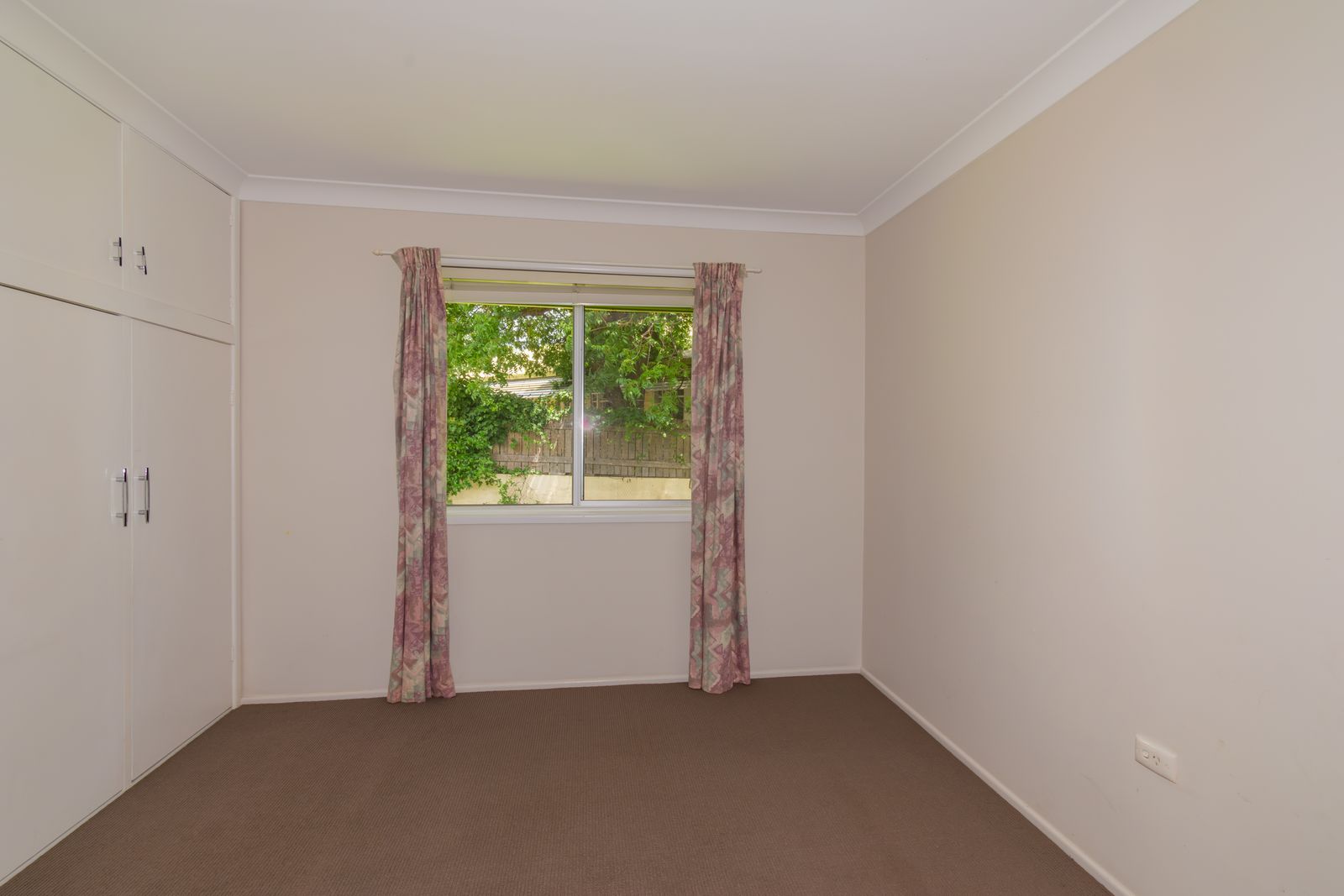 90 High Street, Stanthorpe, QLD Home For Sale • Ray White