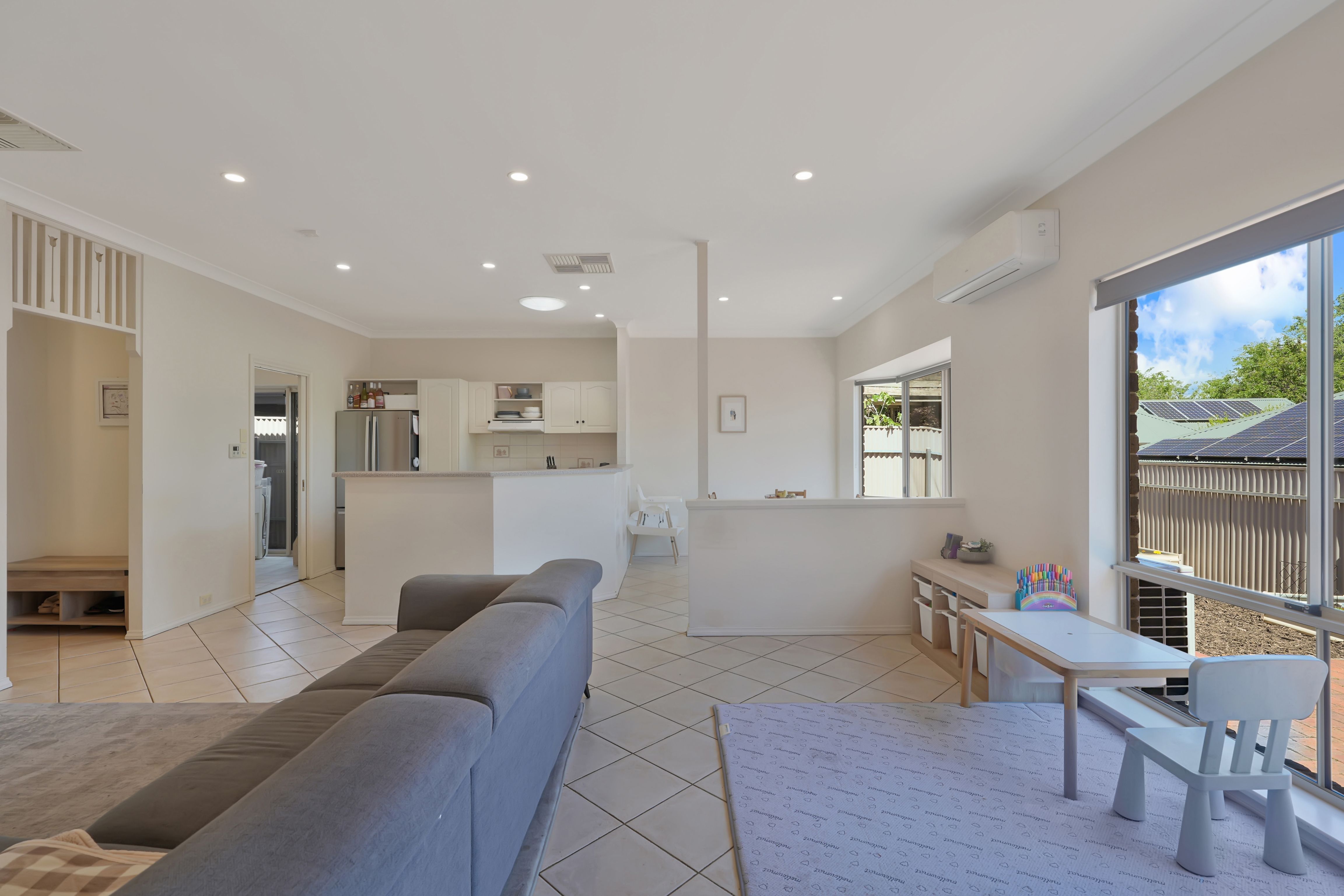9 Inverary Close — photo 8 of 11