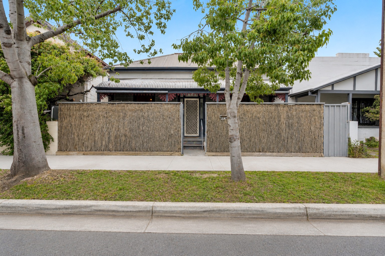 24 Castle Street, Glanville, SA 5015
