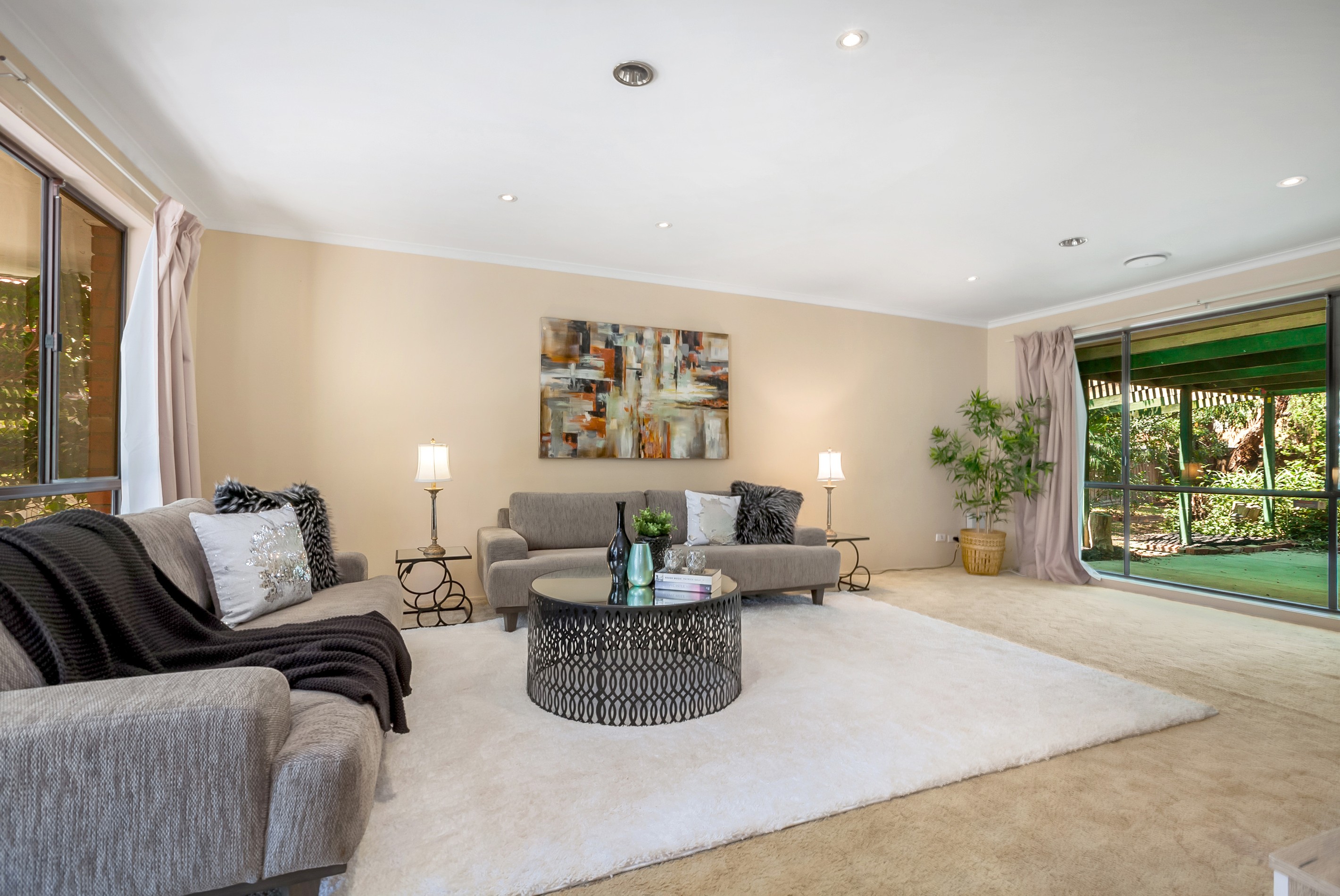 27 Jacaranda Drive, Mill Park, VIC 3082