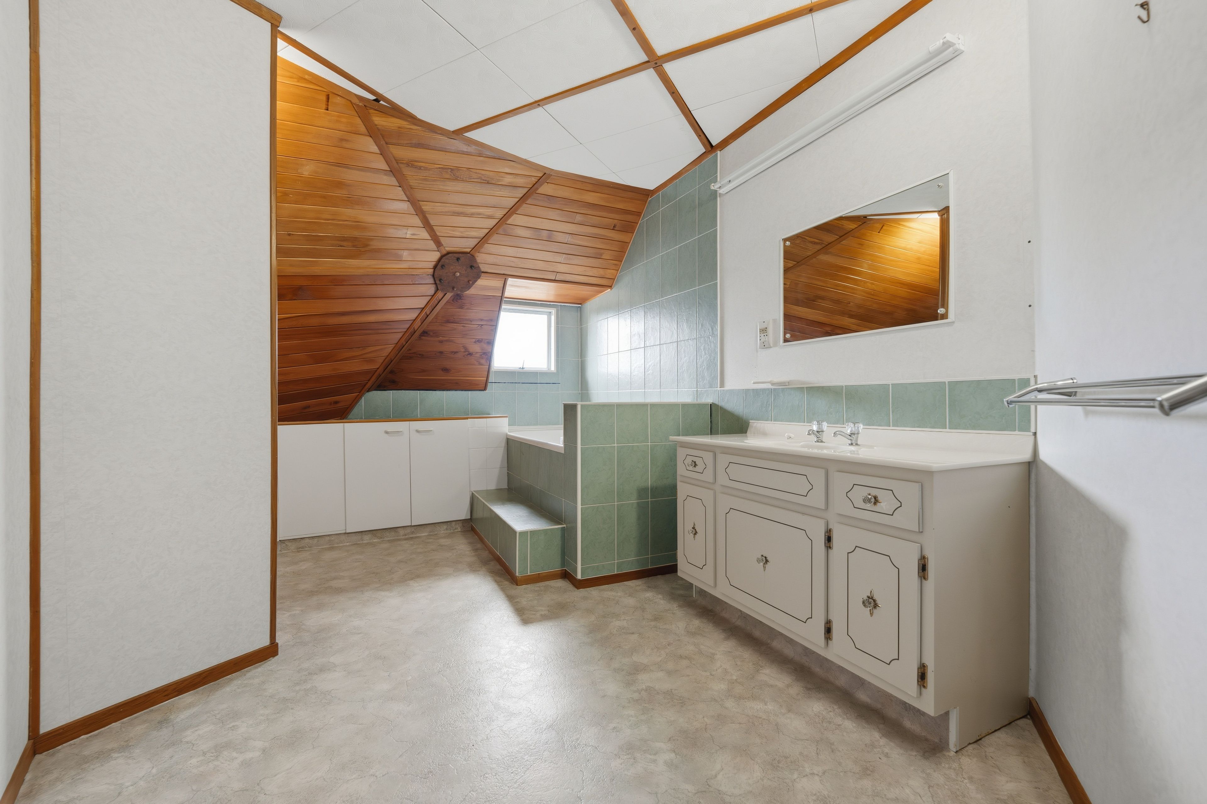 272 Sturges Road, Henderson, Waitakere City