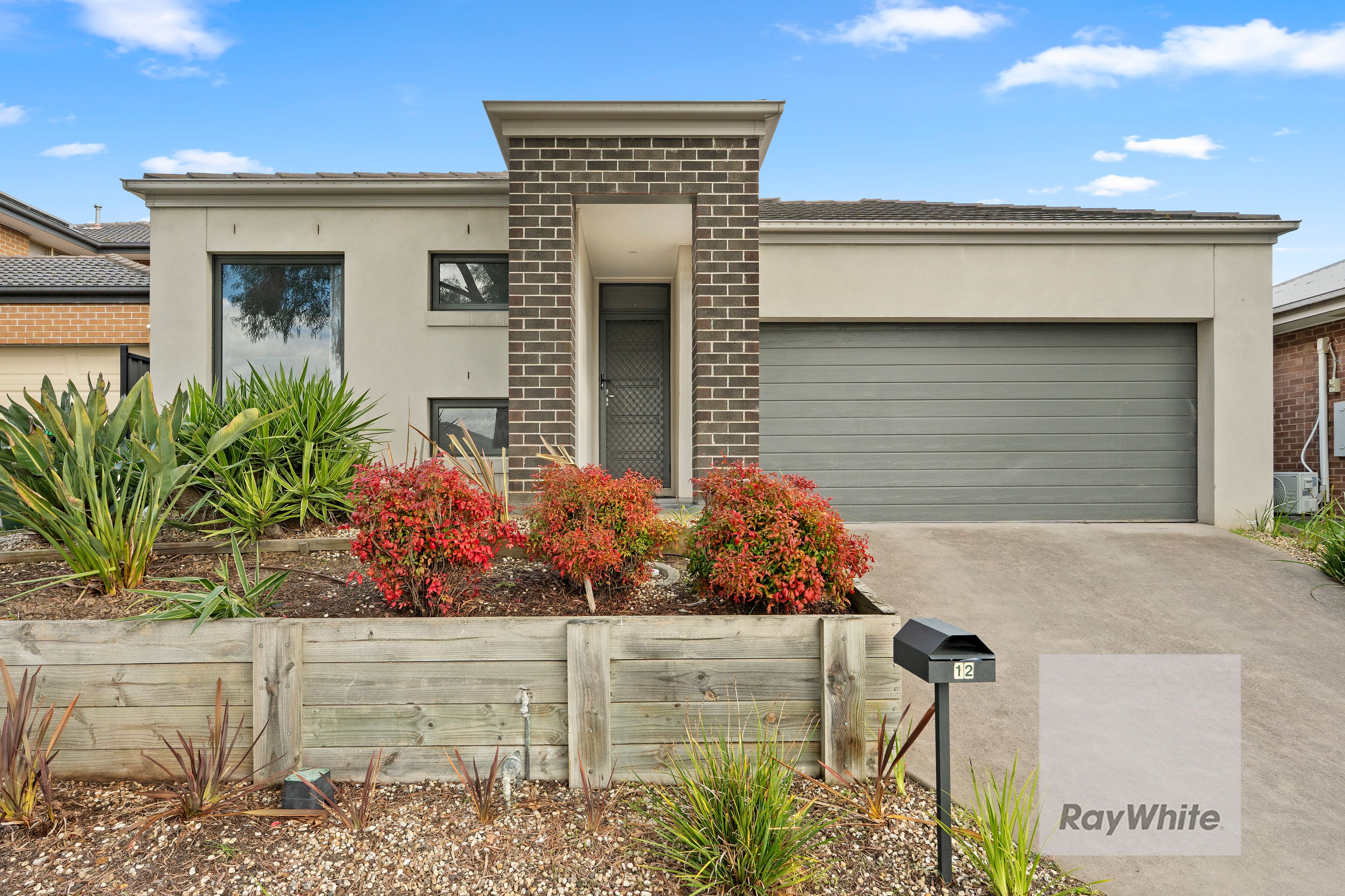 12 Jackaroo Street — photo 18 of 19