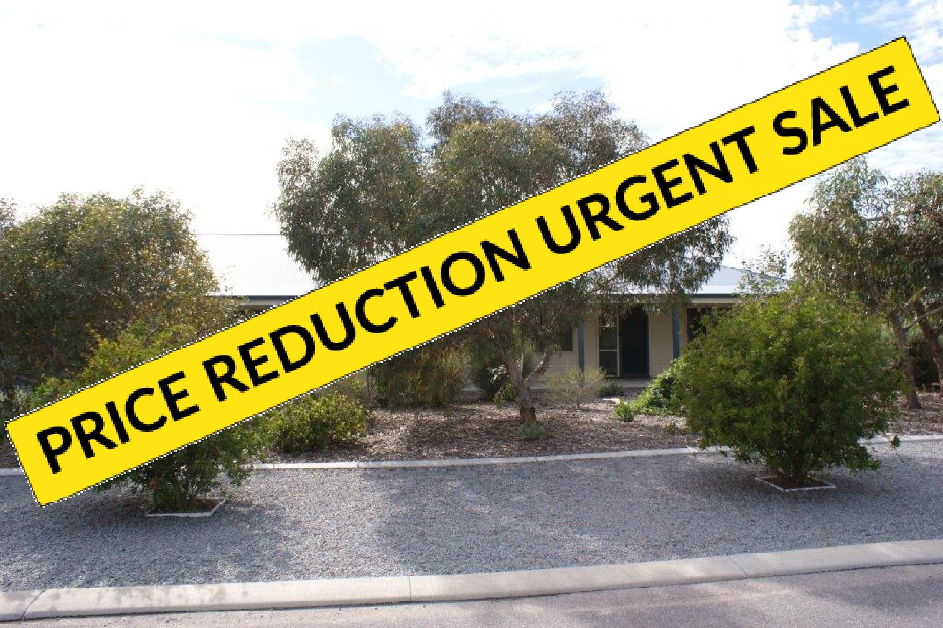 3 Bayliss Road, Dongara WA 6525