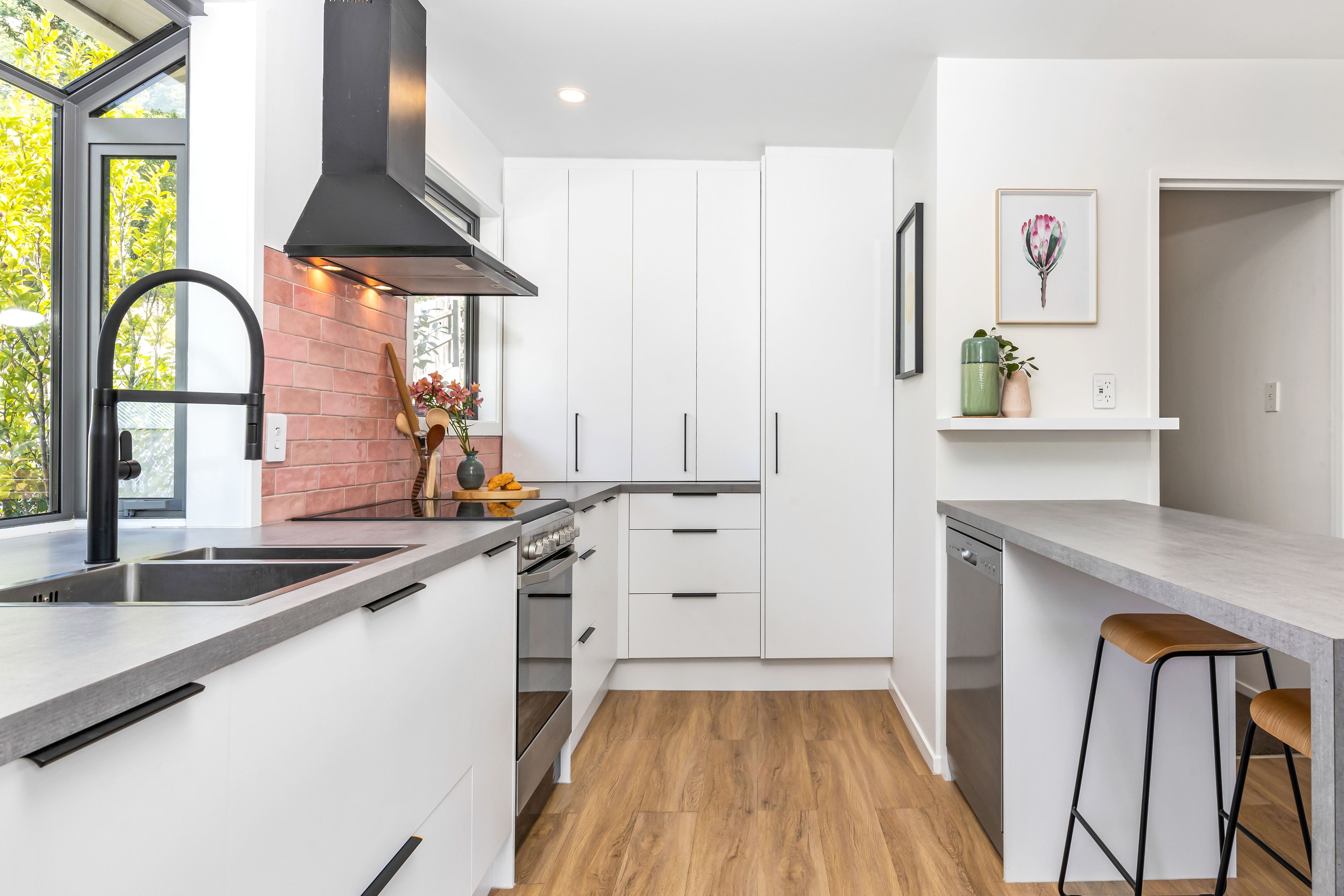 2/9 Dalefield Drive, Cashmere, Christchurch City