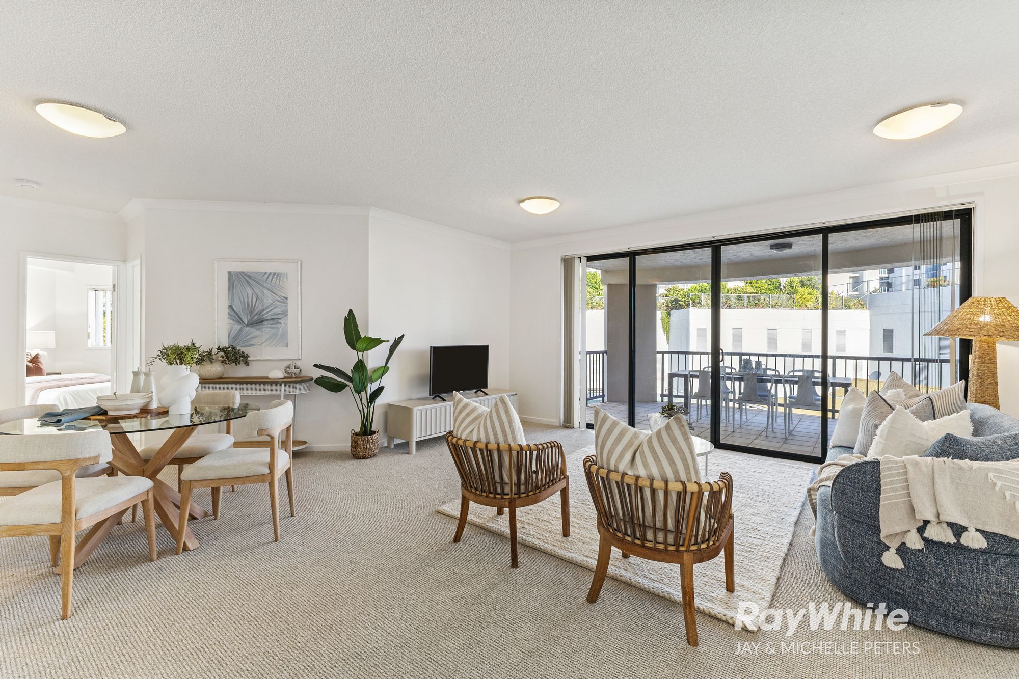 4/3 Rock Street — photo from Ray White Scarborough