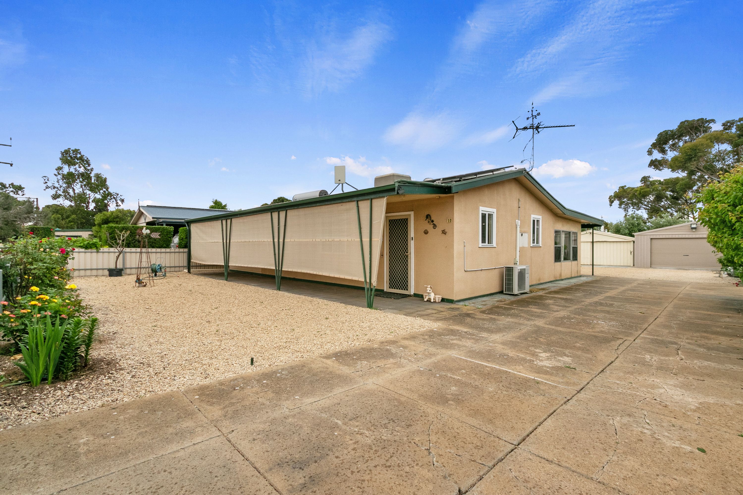 10 Cooper Street — photo from Ray White Yorke Peninsula
