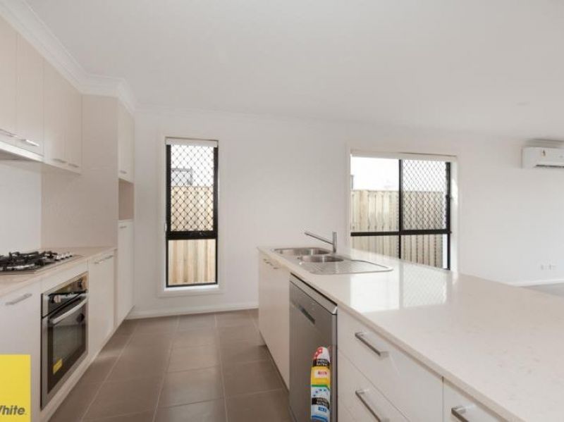 18 Cassia Drive, Coomera, QLD 4209