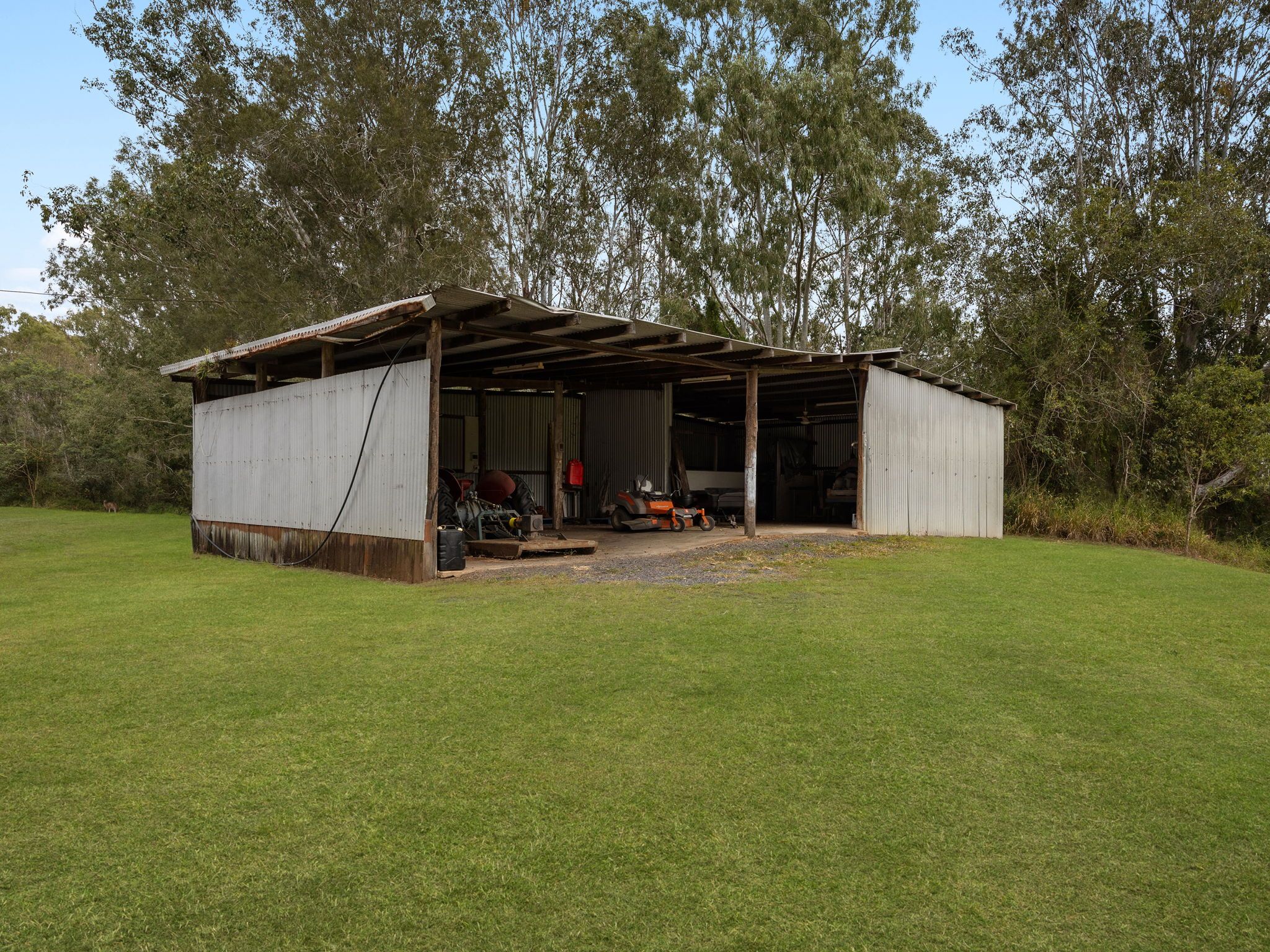 599 Brisbane Valley Highway — photo 19 of 28