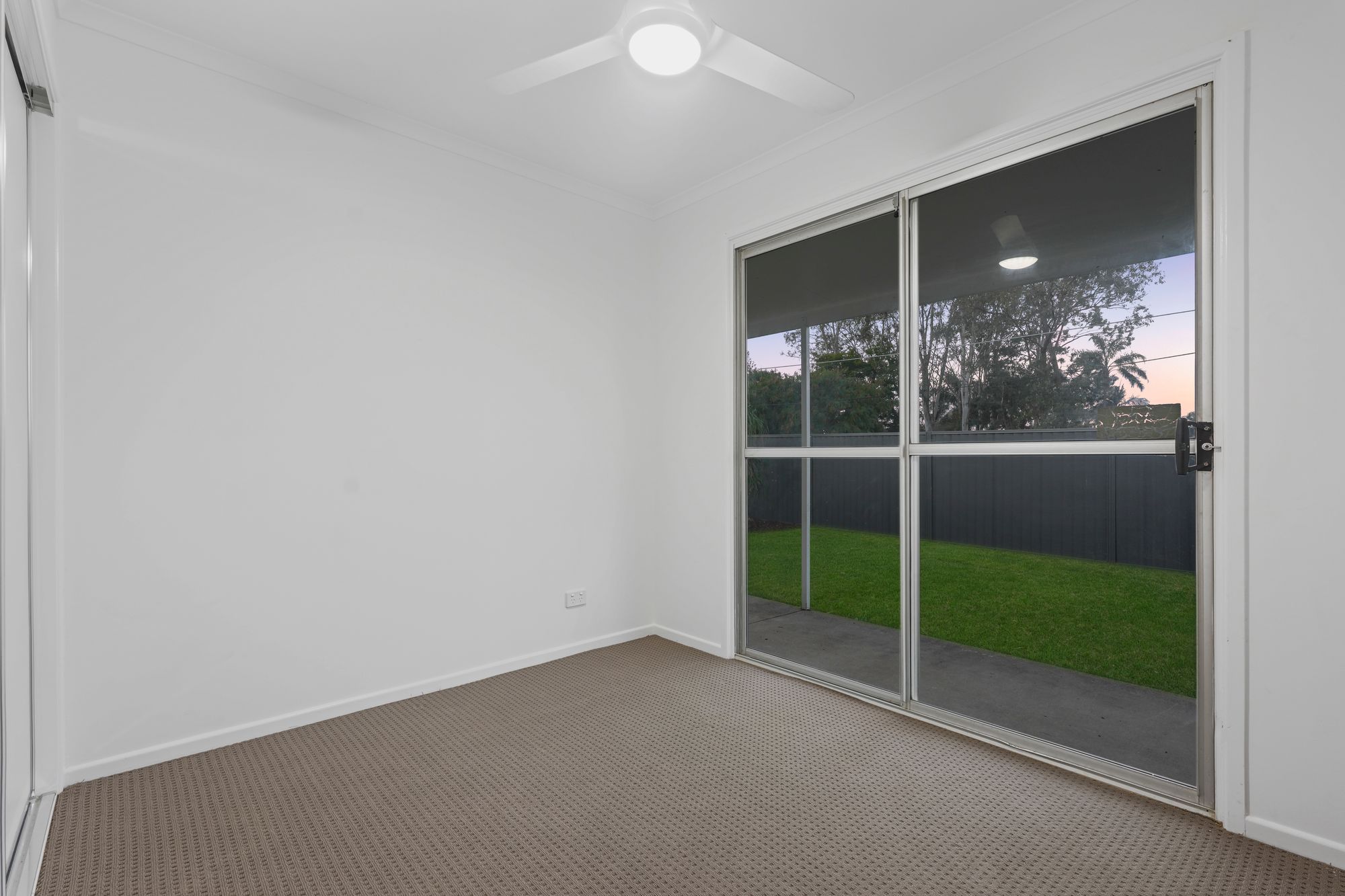 24 Girralong Street — photo 13 of 25