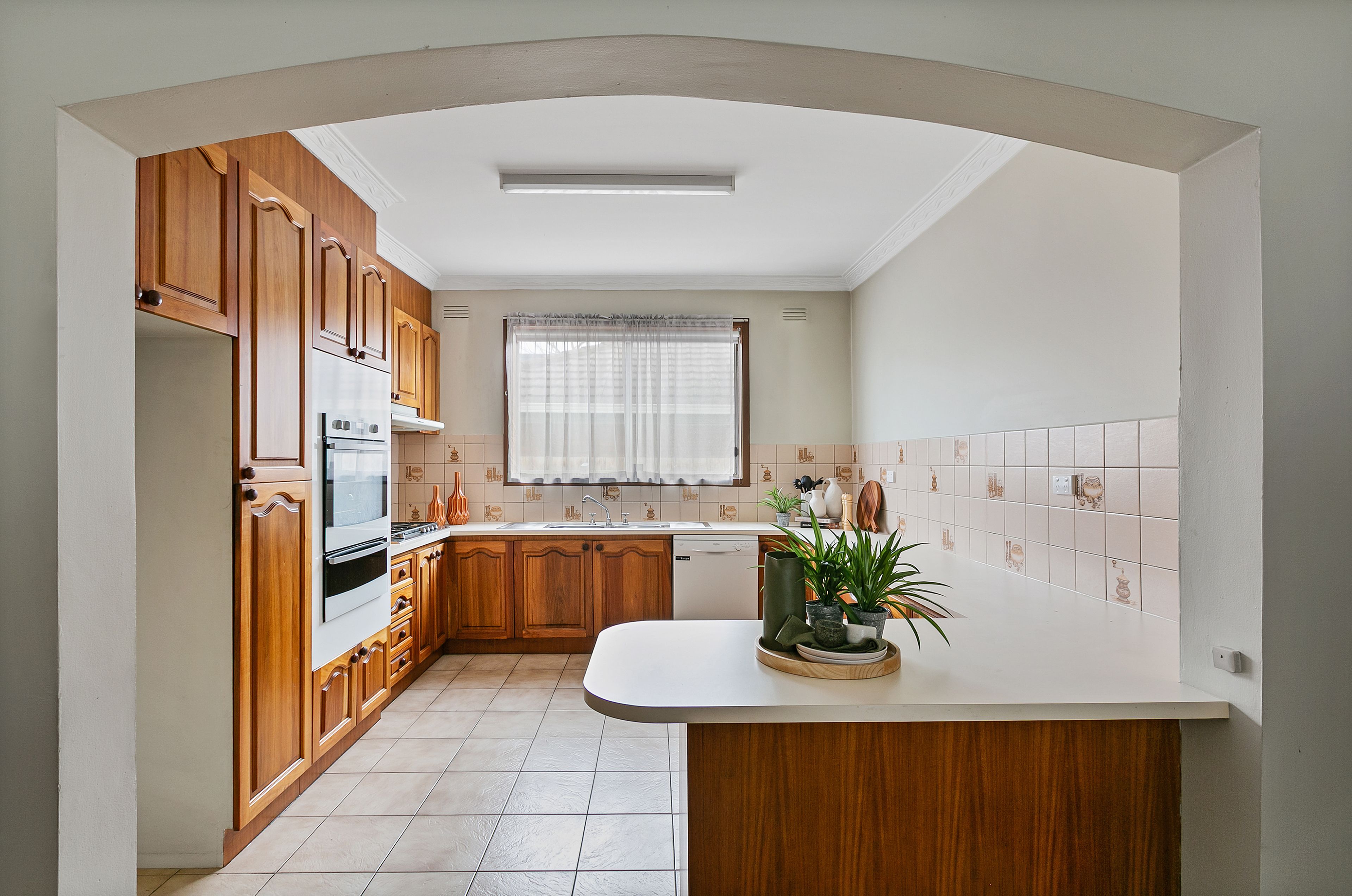 255 Gower Street — photo 7 of 14