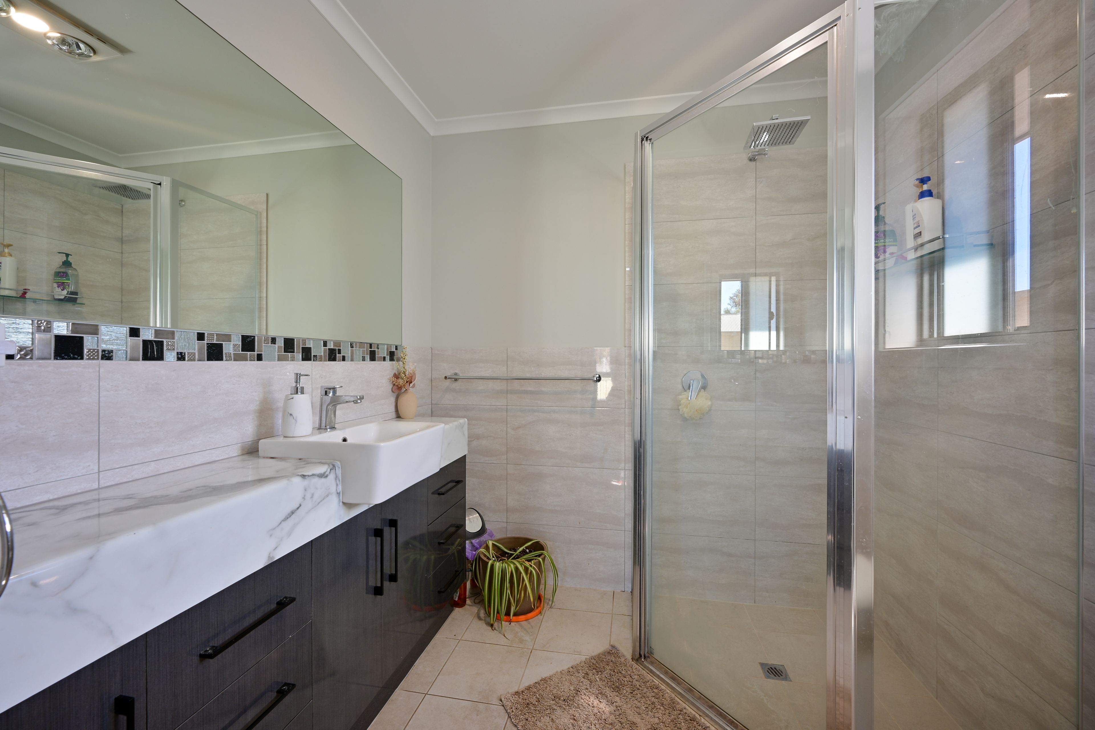 22 Vern Schuppan Drive — photo 4 of 12