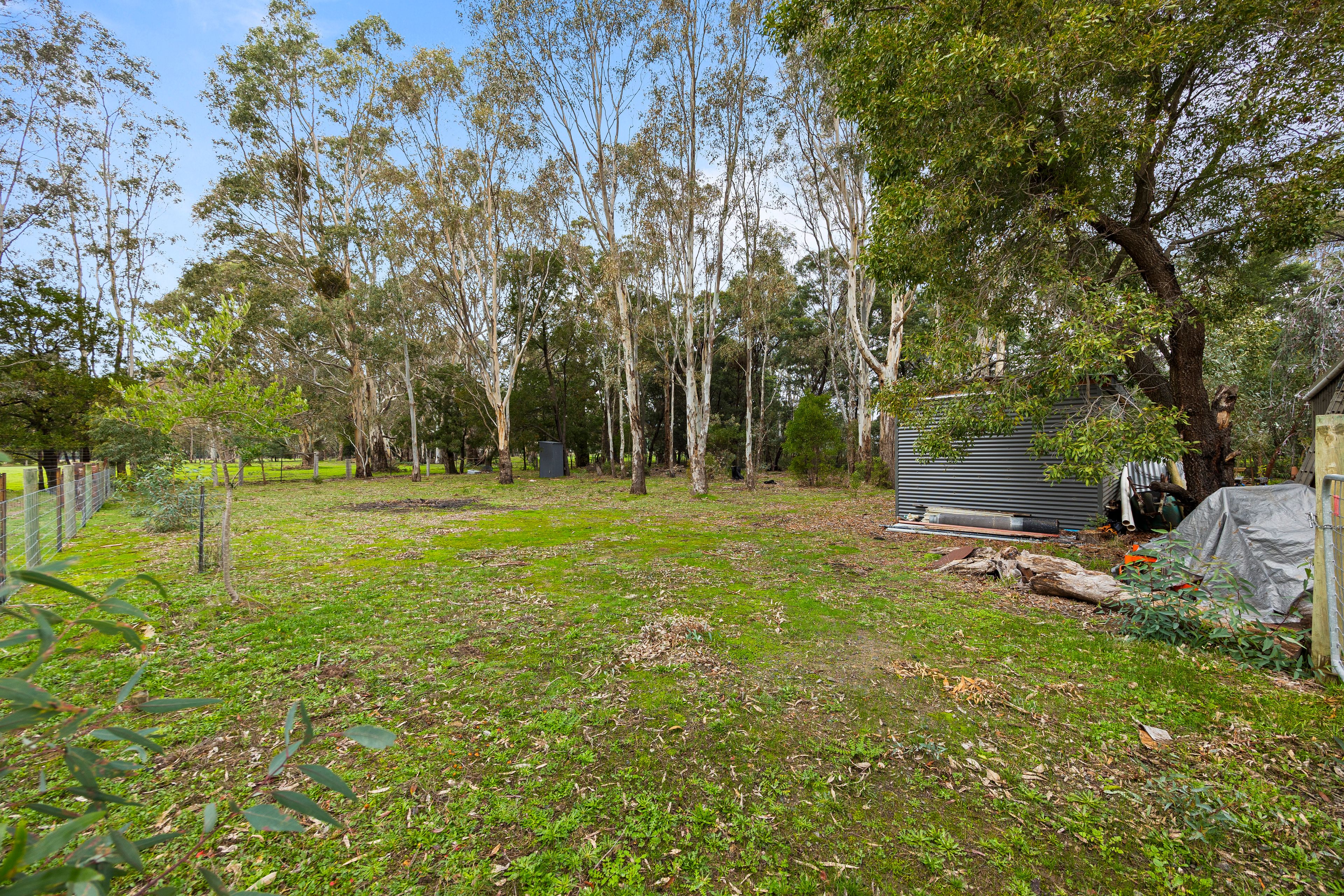 24 Clematis Drive — photo 7 of 10
