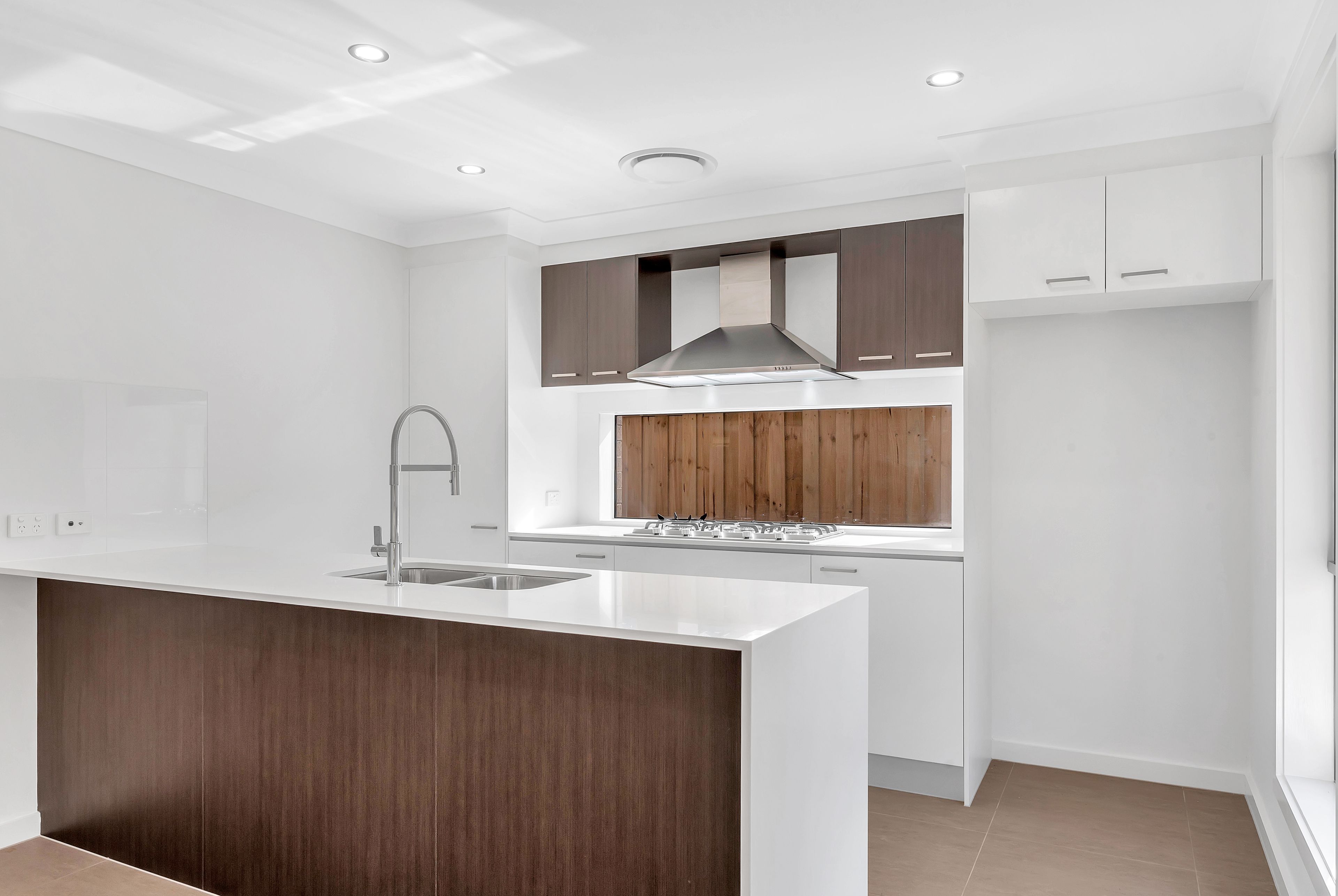 5 KINGSDALE Avenue, Catherine Field, NSW 2557