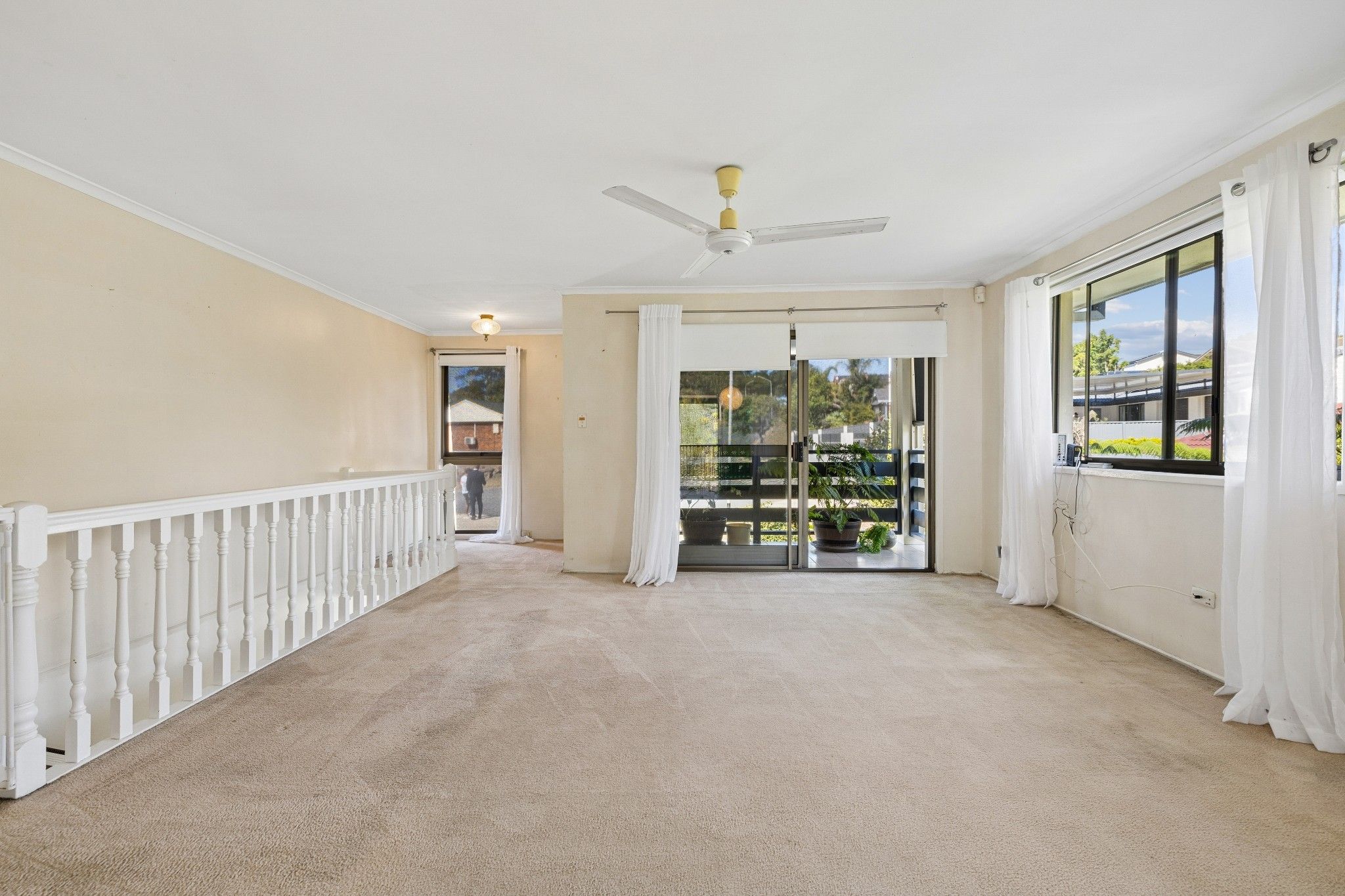 22 Chateau Street — photo 8 of 26