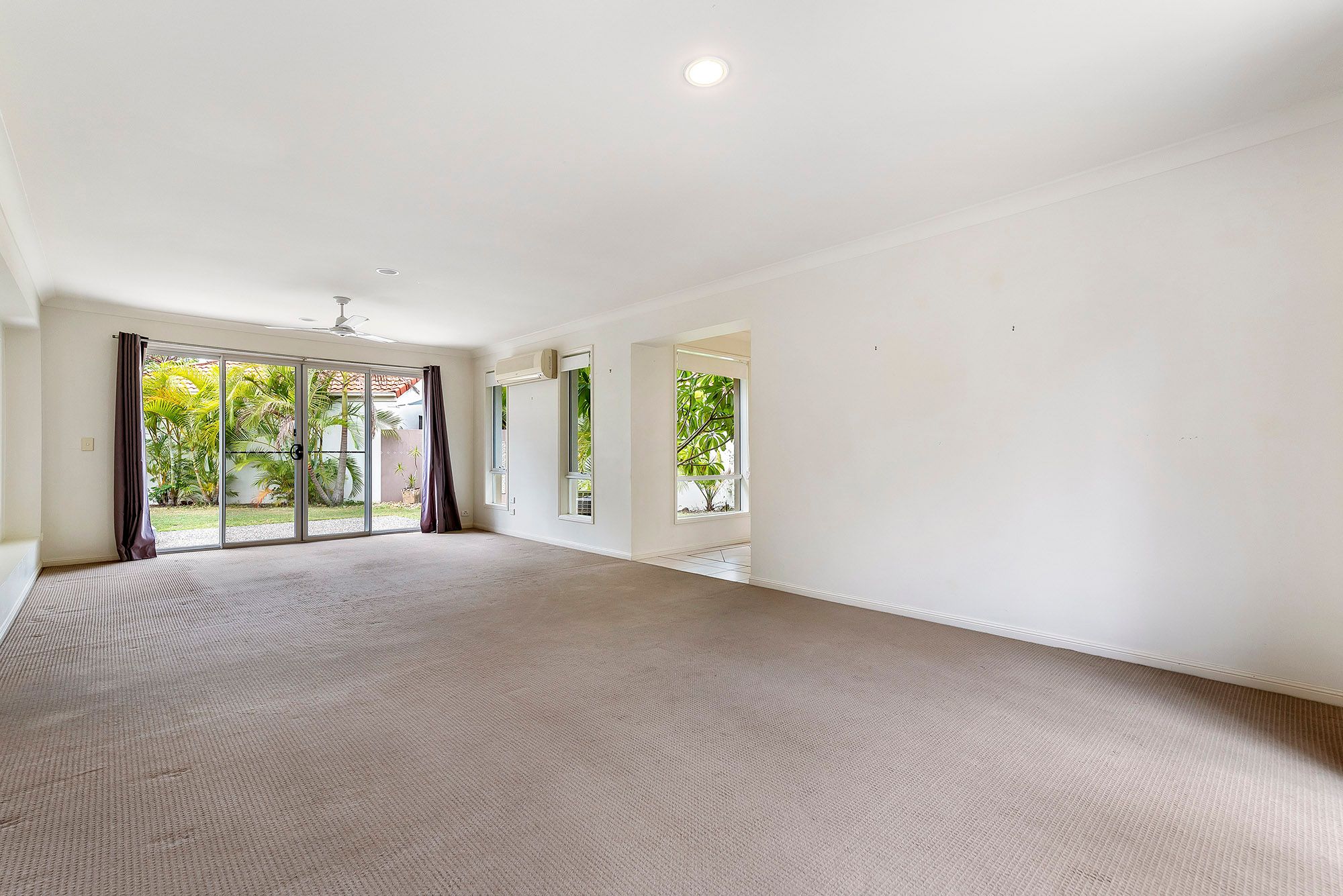 8 Picabeen Close, Robina, QLD 4226