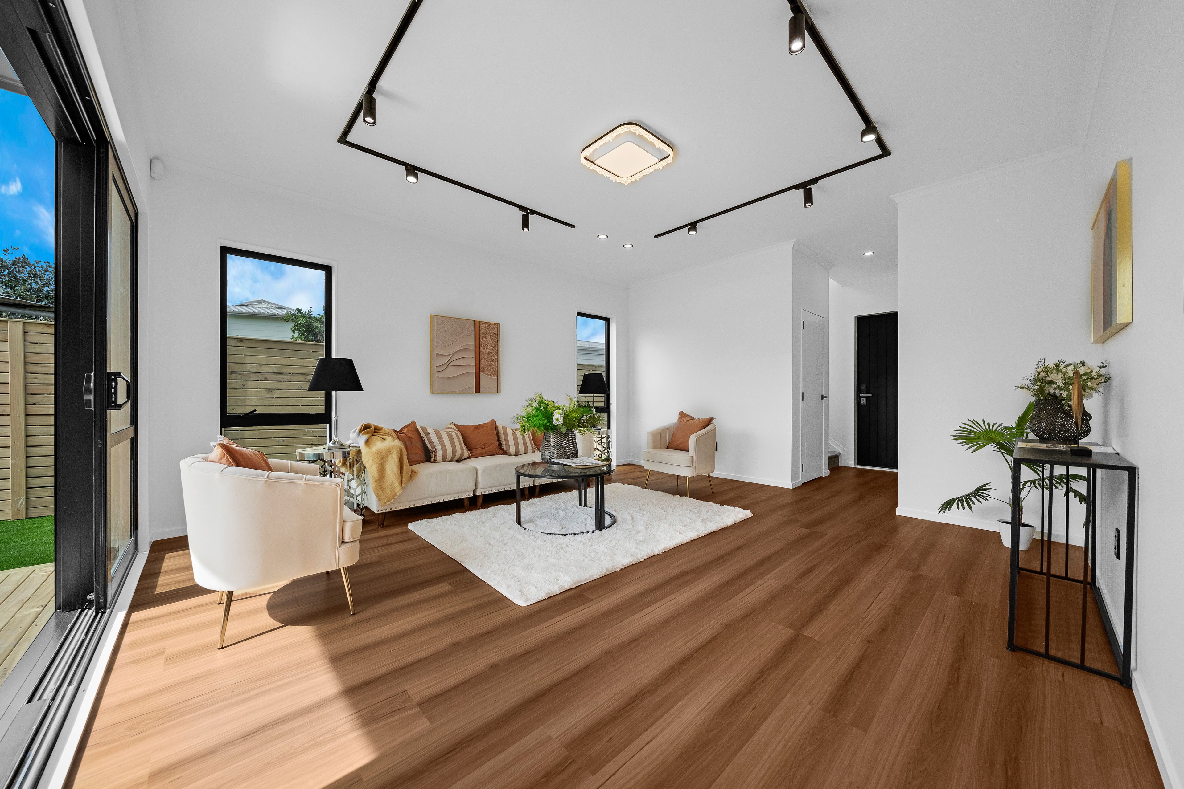 8E Brentford Place, Manurewa, Manukau City