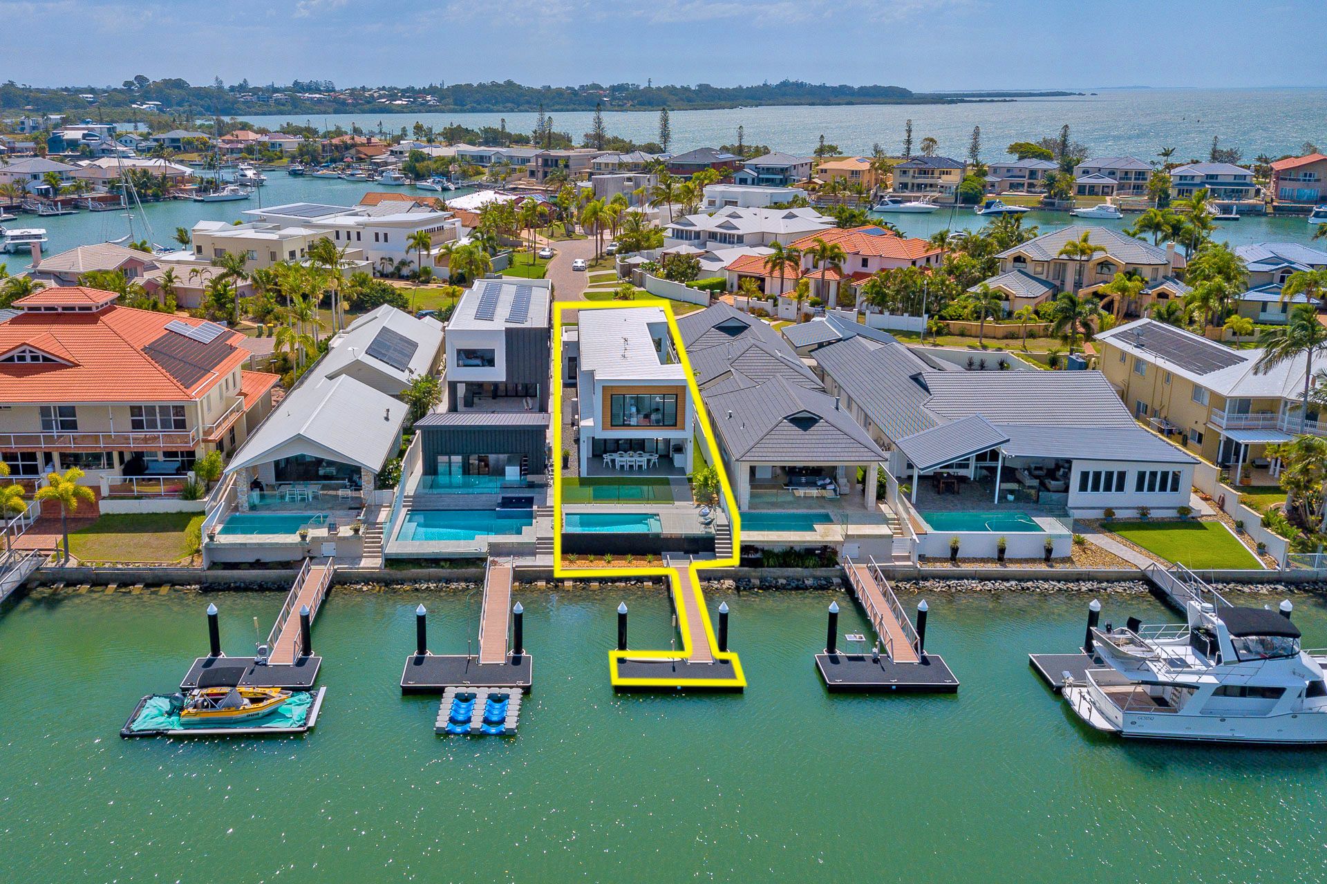 24 Seacrest Court, Raby Bay, QLD 4163