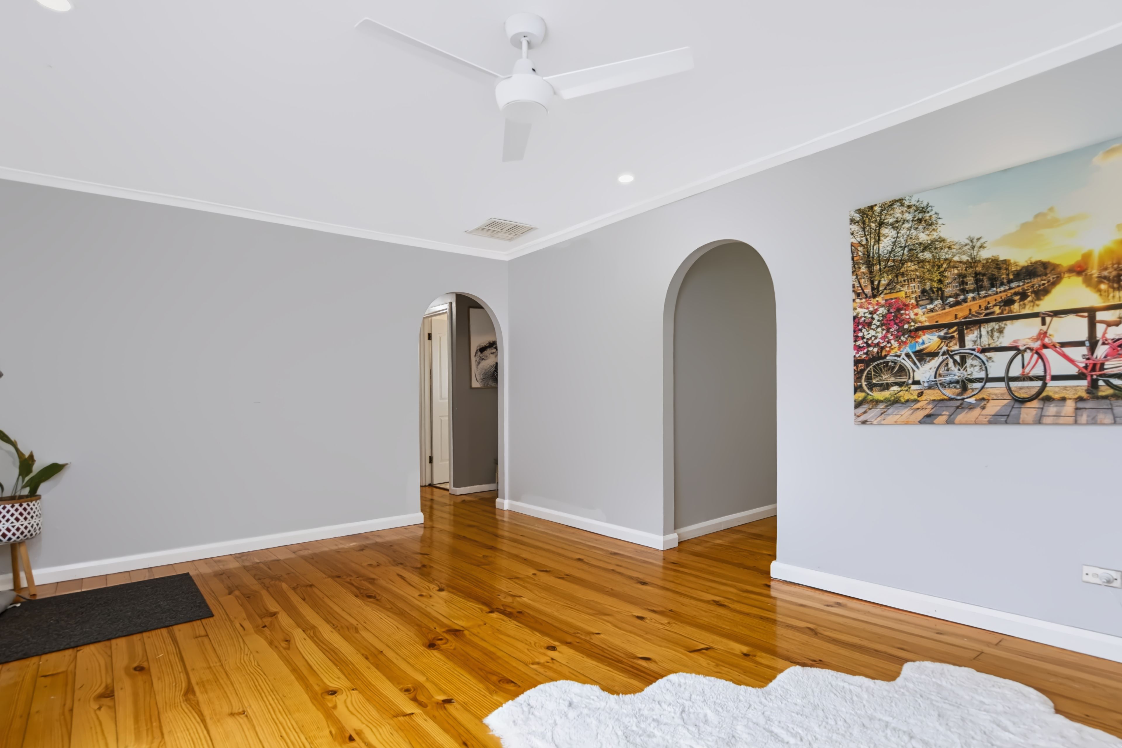 27 Stratton Road — photo 3 of 17