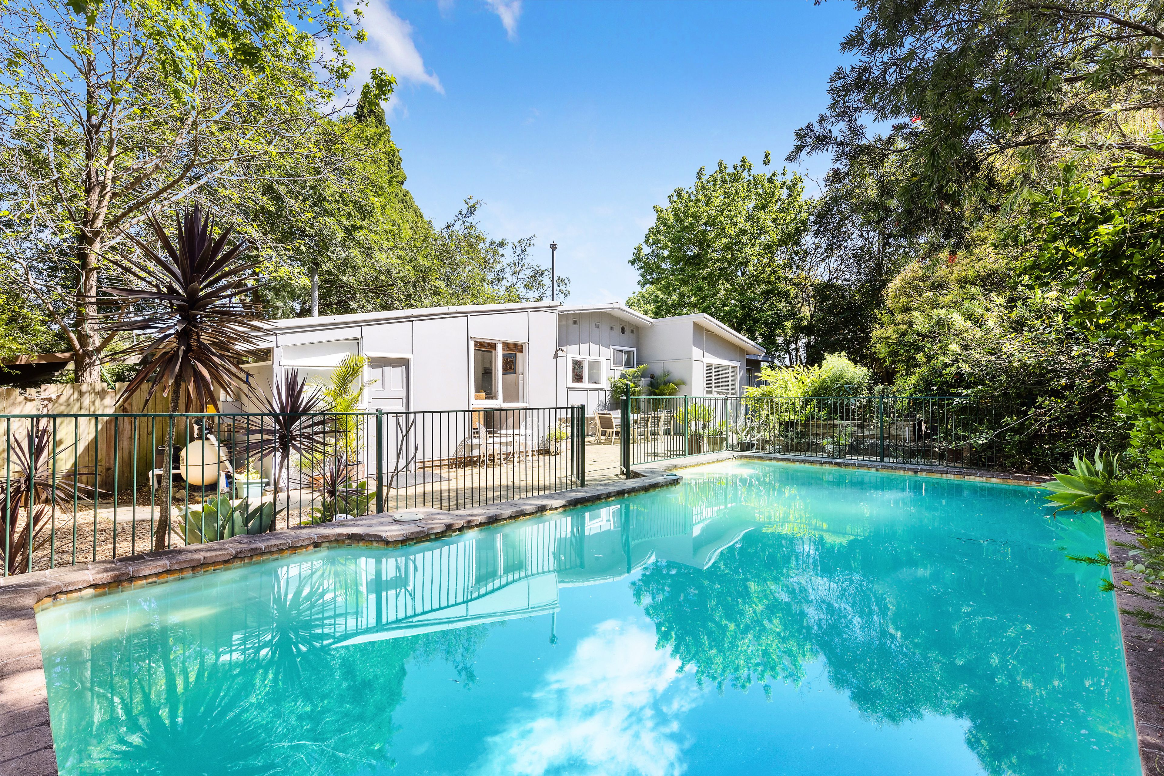 240 Ryde Road, West Pymble, NSW 2073