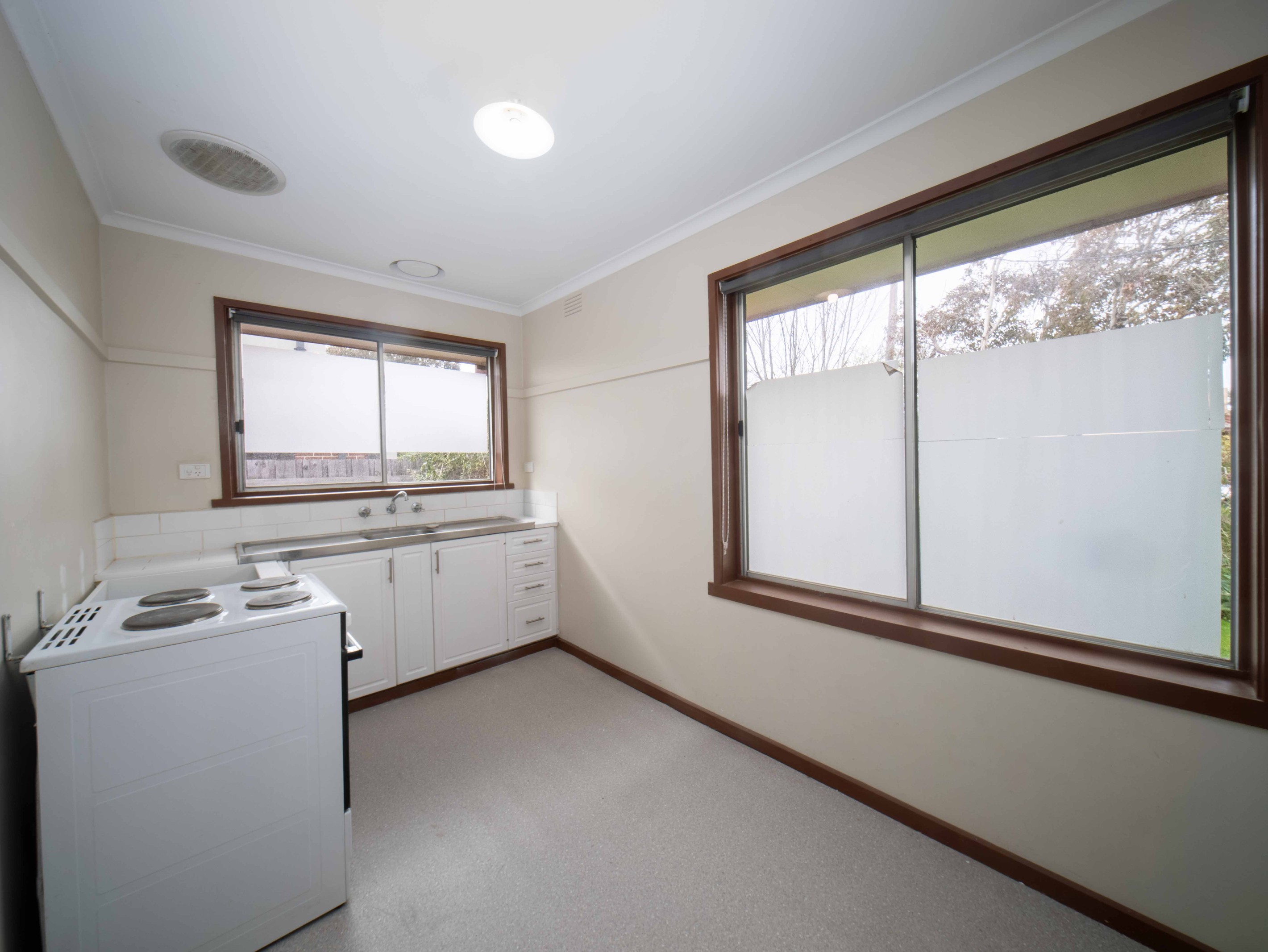 1/128 Lorne Street, Fawkner, VIC 3060