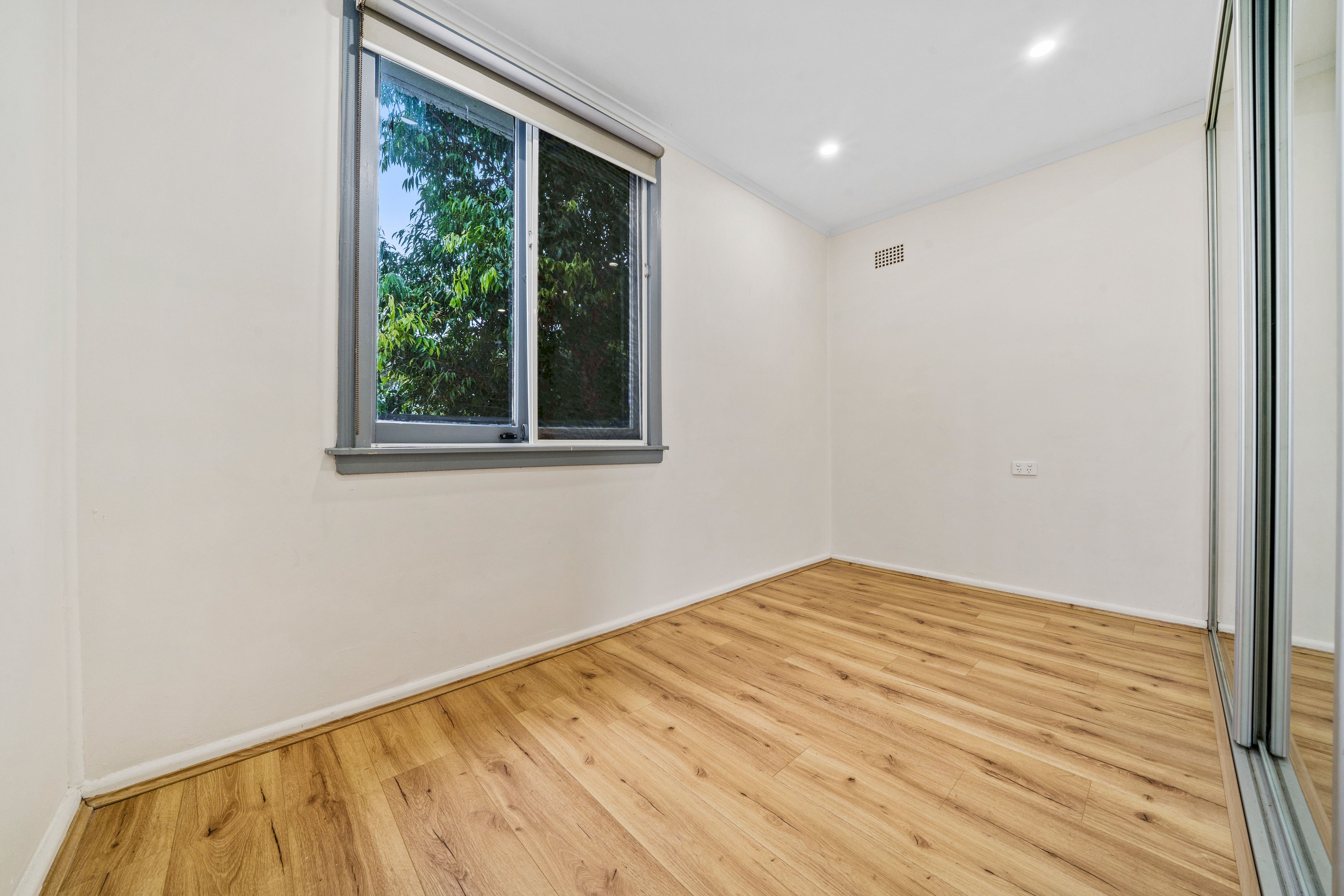 42 Eton Road — photo 8 of 15