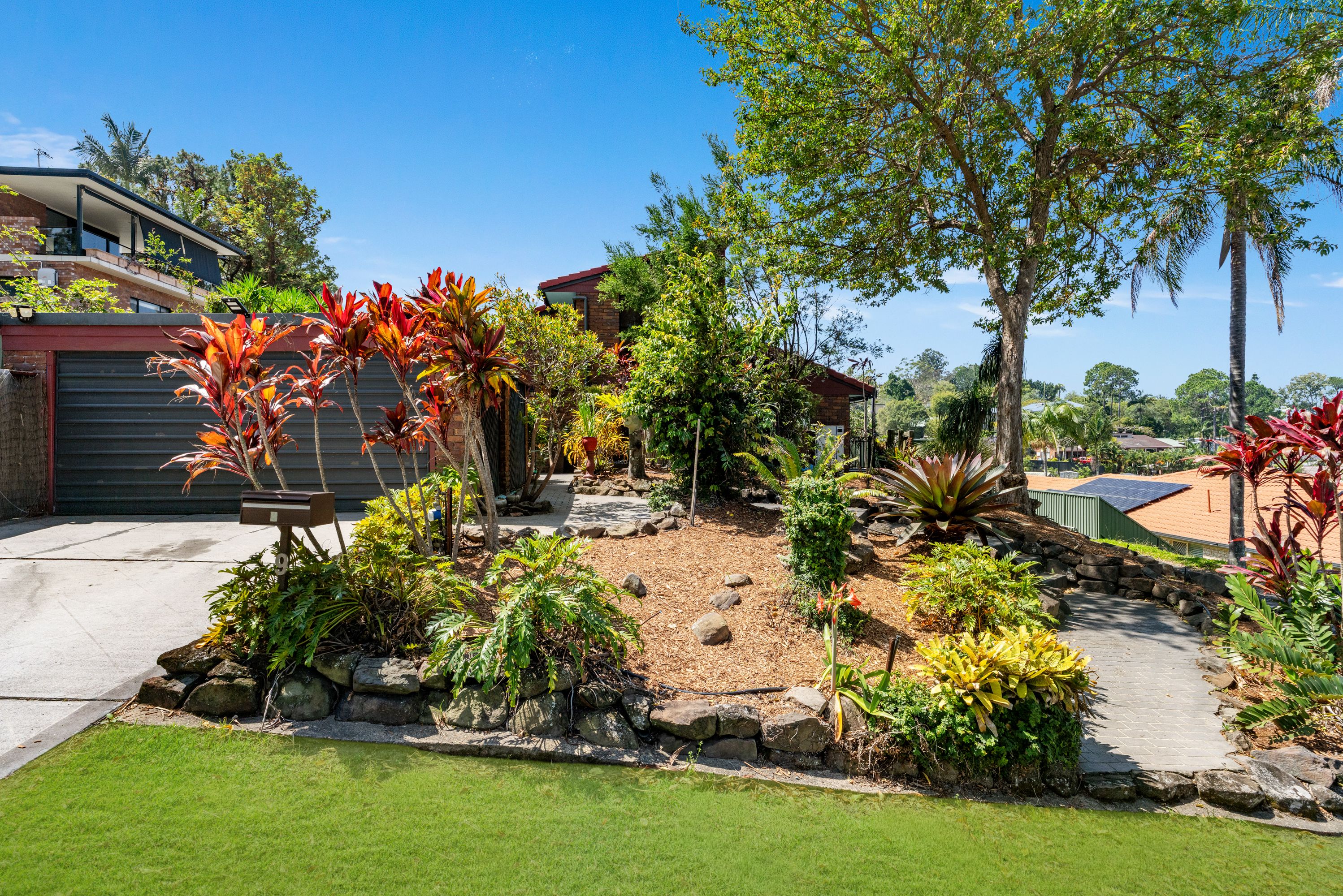 9 Bolgart Court — photo from Ray White Palm Beach QLD