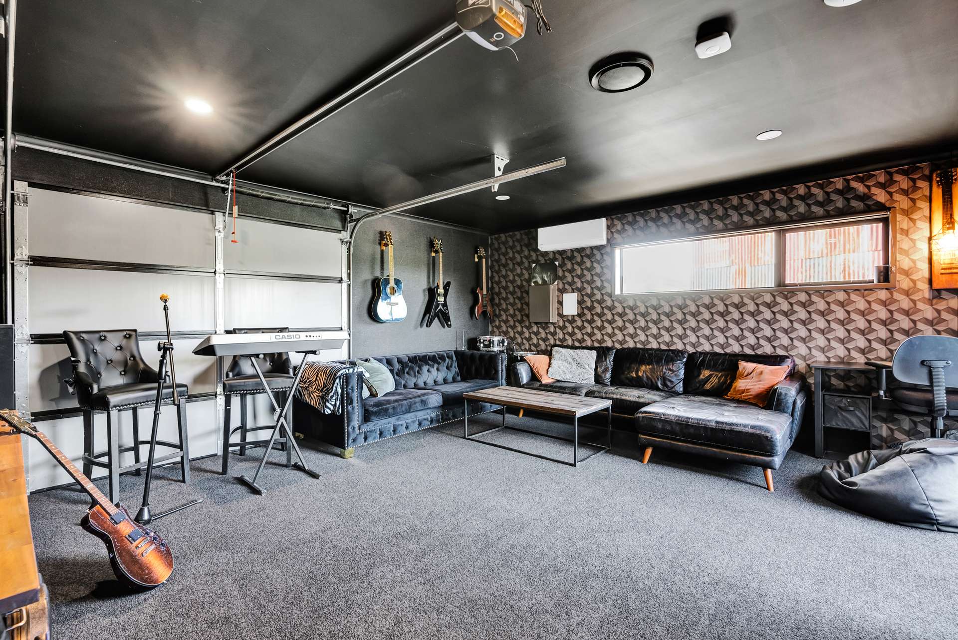 103 King Road photo 25