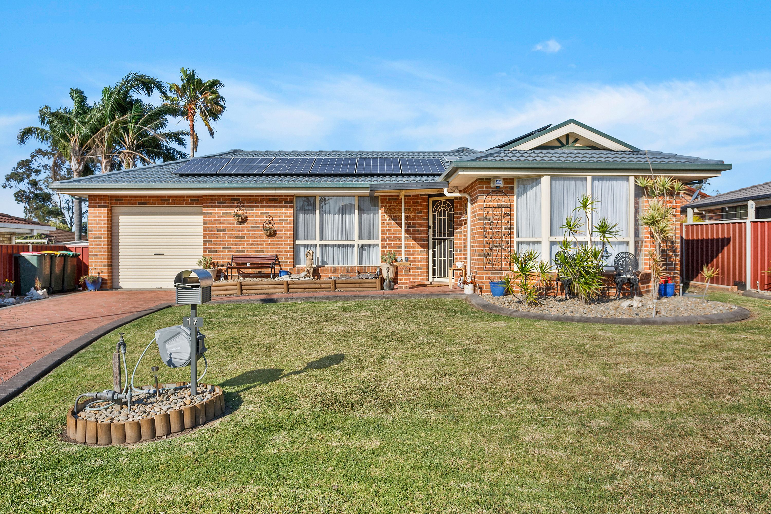 17 Blackwood Way, Albion Park Rail NSW 2527