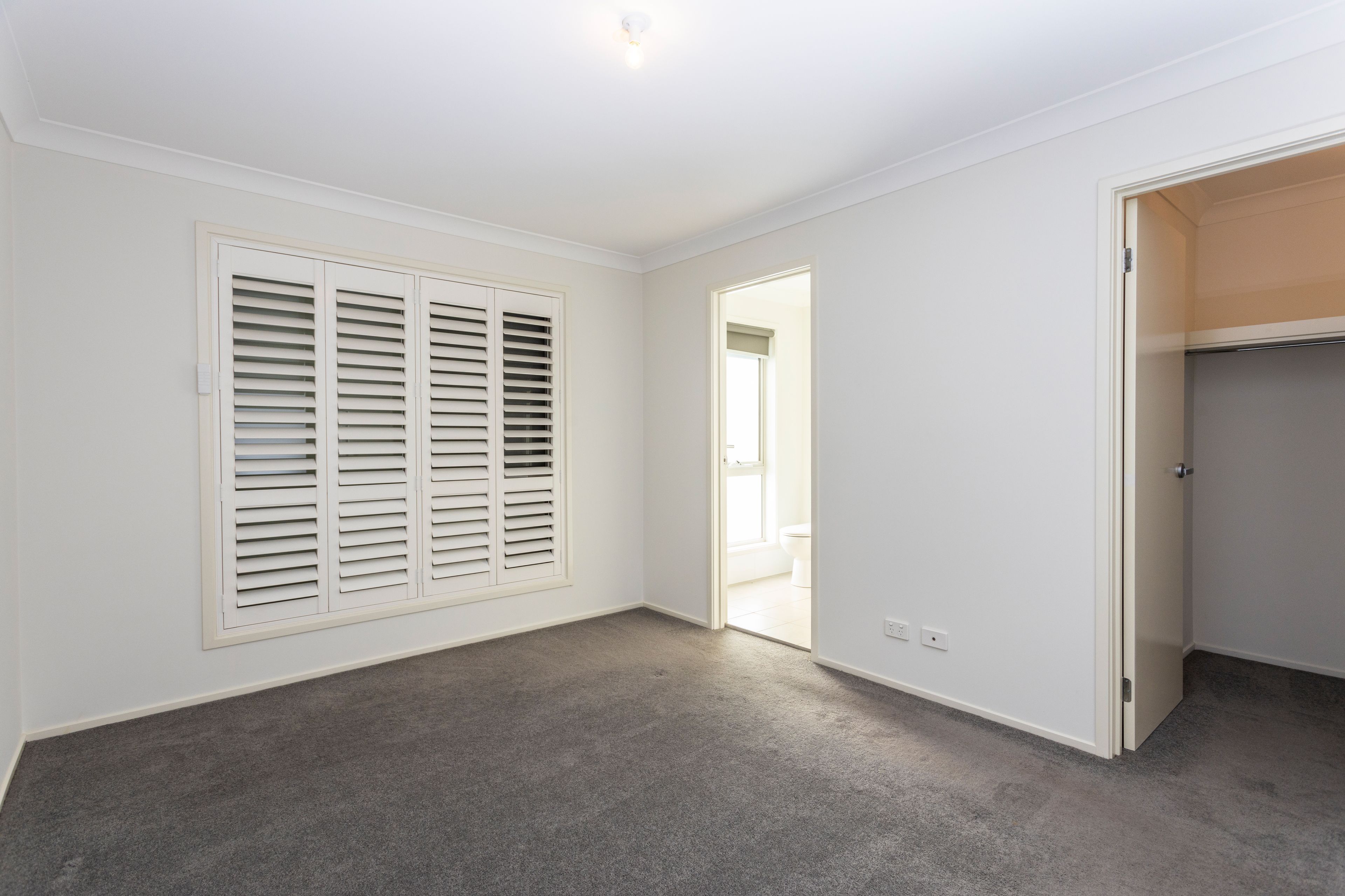 1D Kimbeth Crescent, Albion Park Rail, NSW 2527 Leased Villa Ray