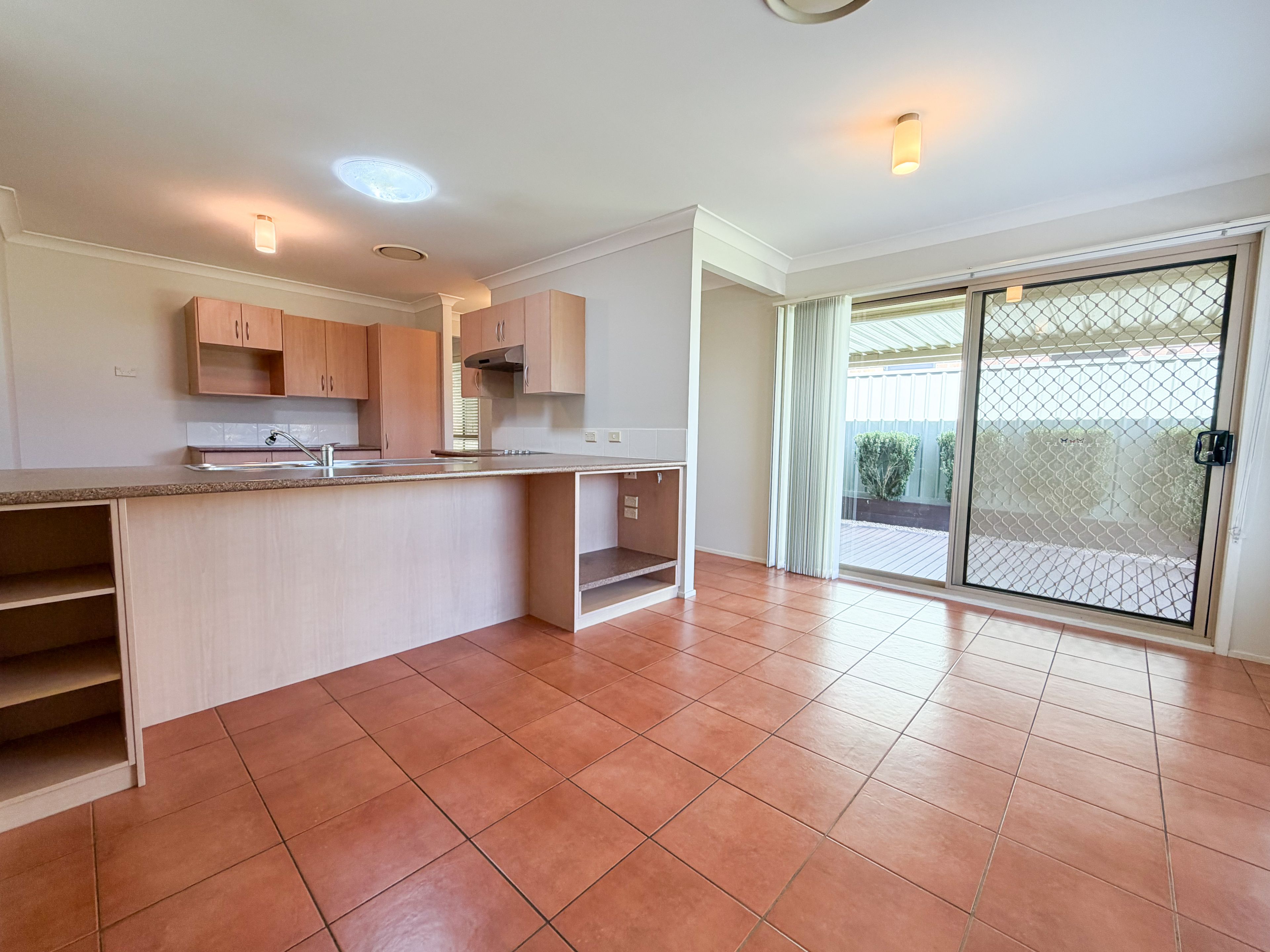 84 Ridgetop Drive, Glenmore Park, NSW