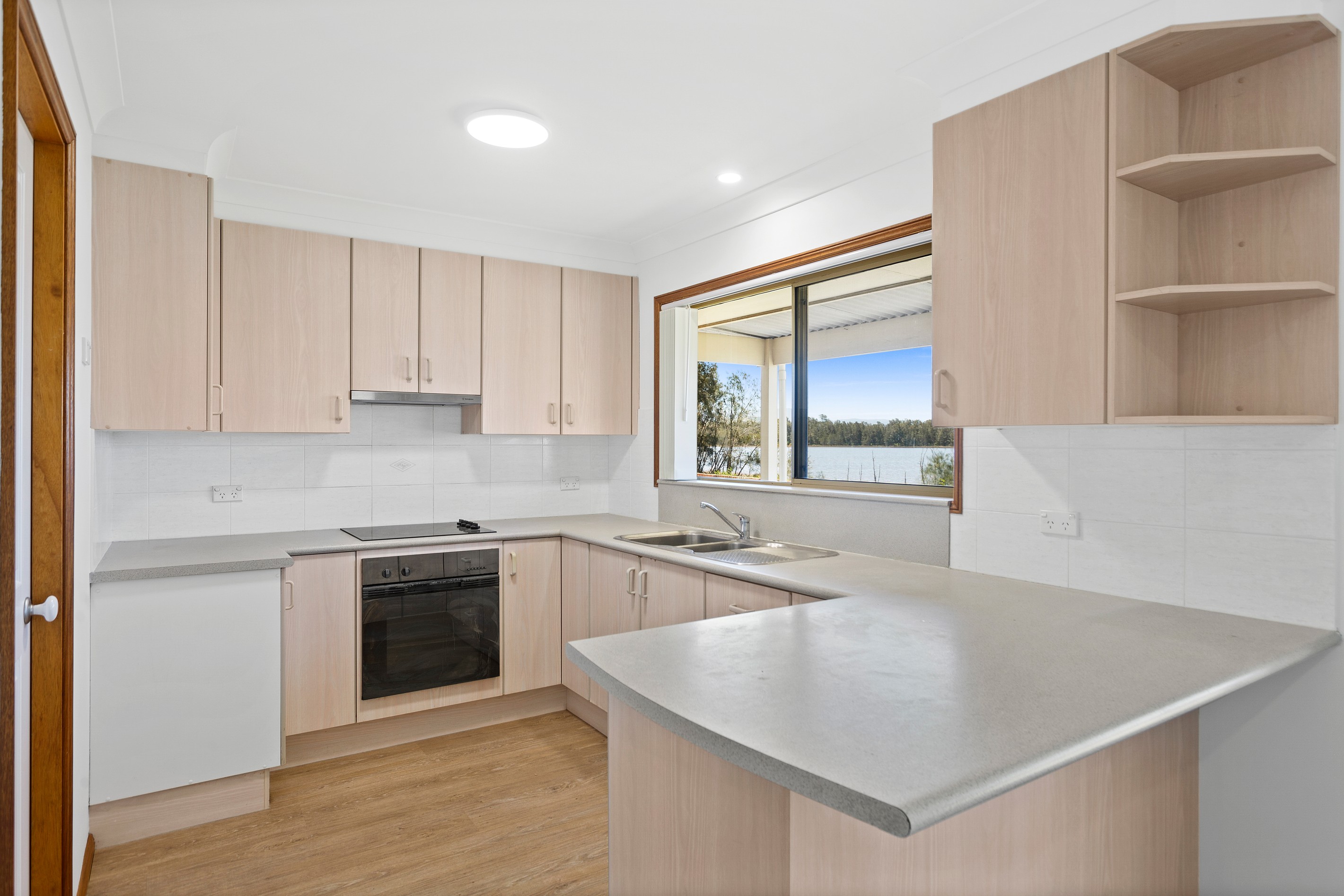 2/27 Koona Street, Albion Park, NSW 2527