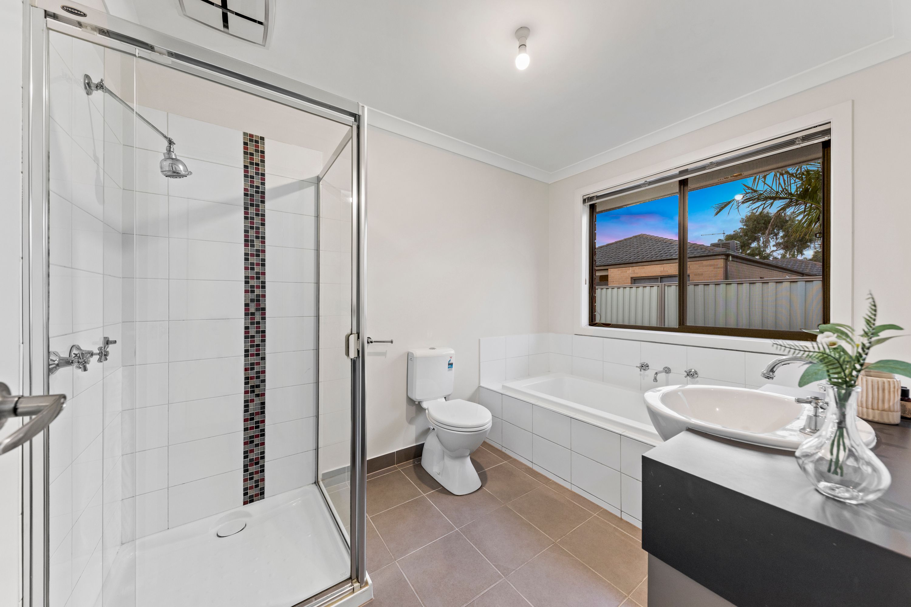 32 Edenbrook Circuit — photo 15 of 25
