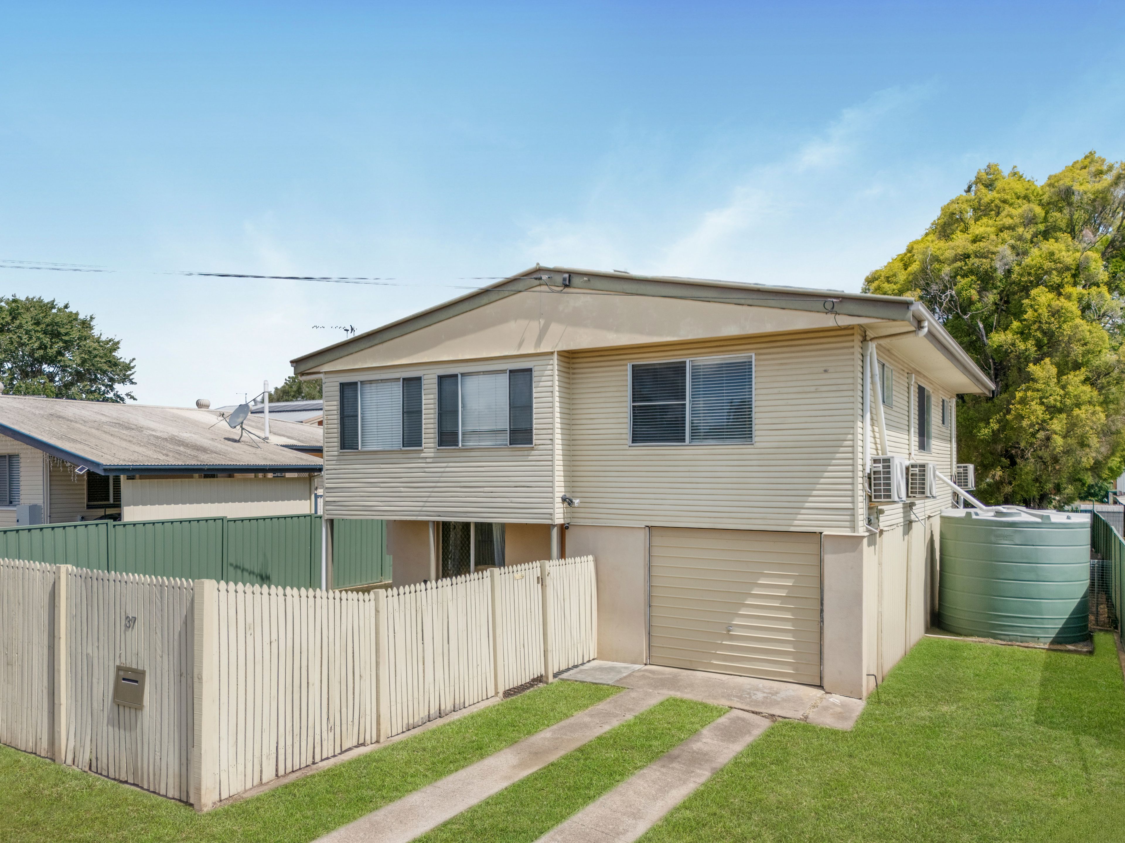 37 Cascade Street, Raceview, QLD 4305