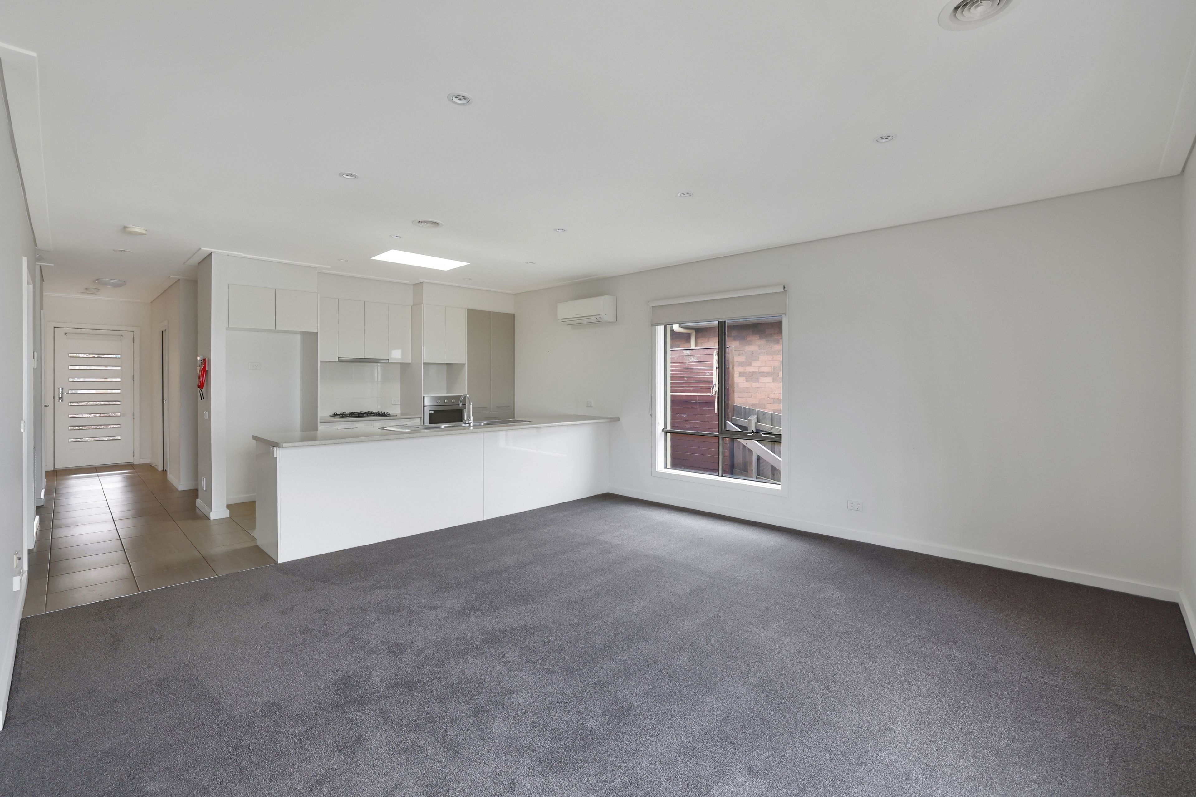 18/22 Abeckett Road — photo 5 of 17