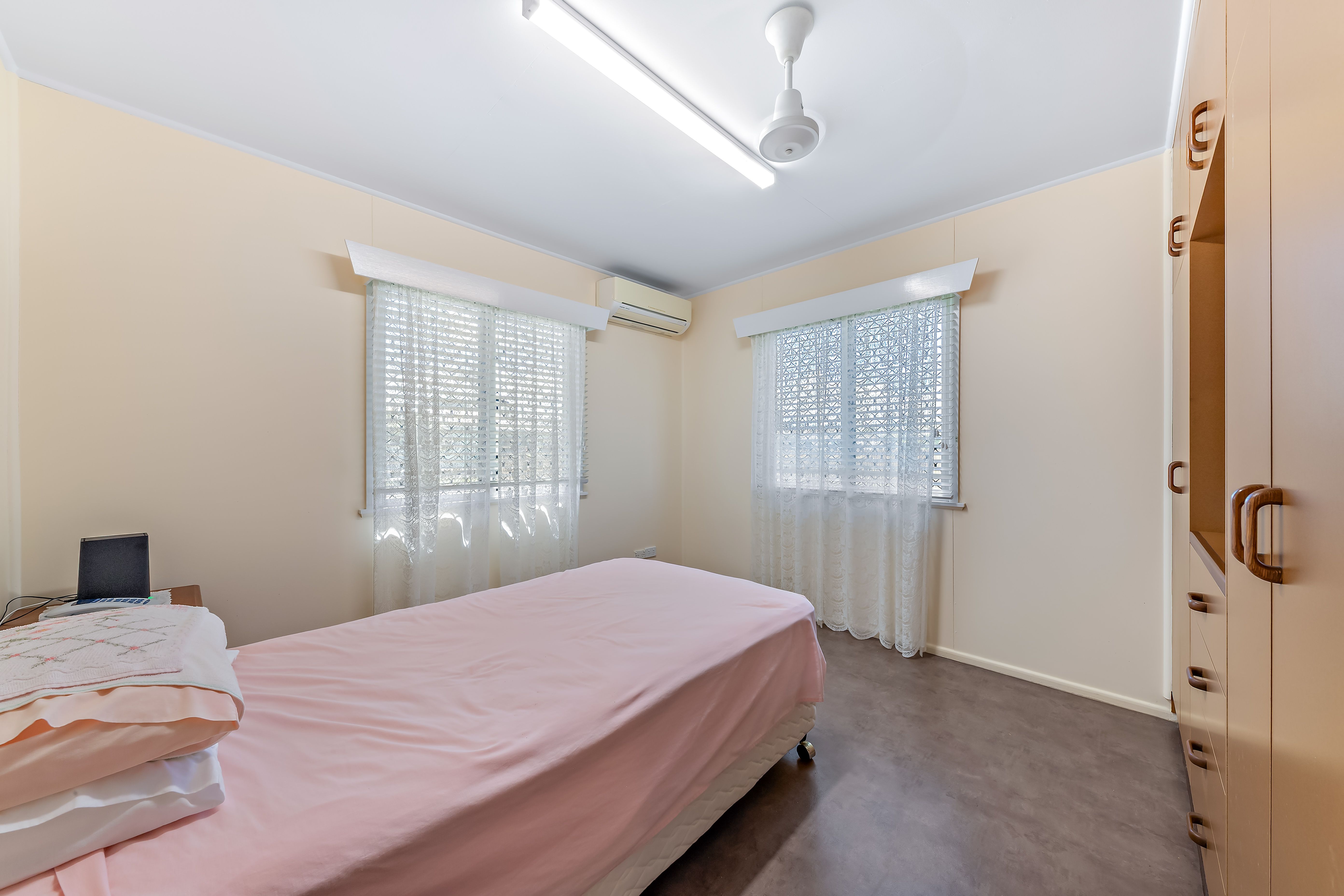 18 Elizabeth Street — photo 9 of 15