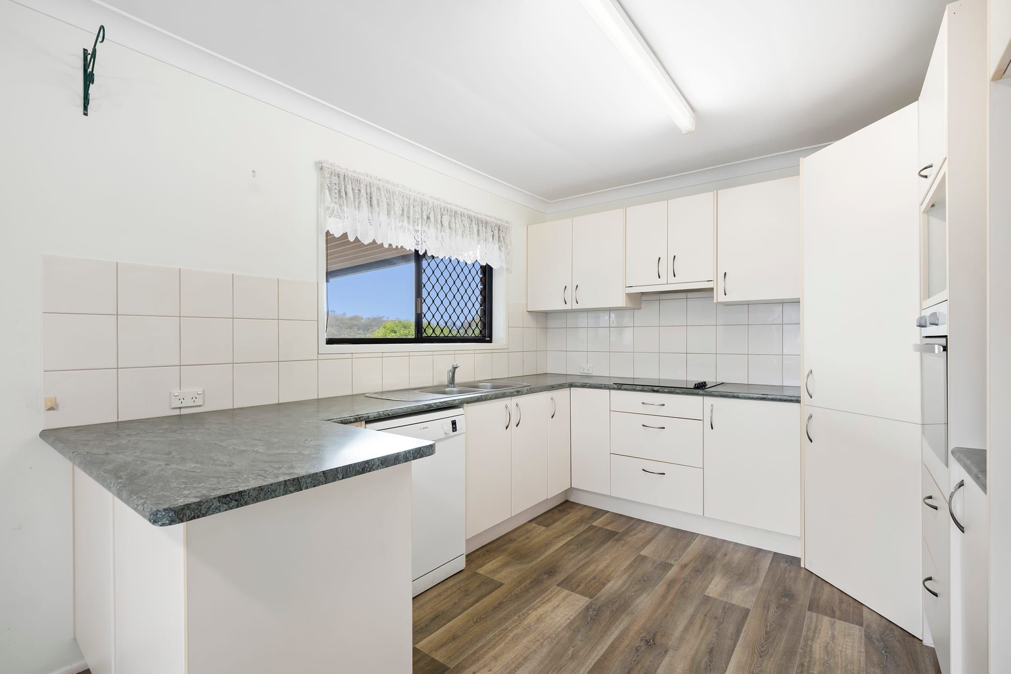 218 Gallipoli Road — photo 5 of 20