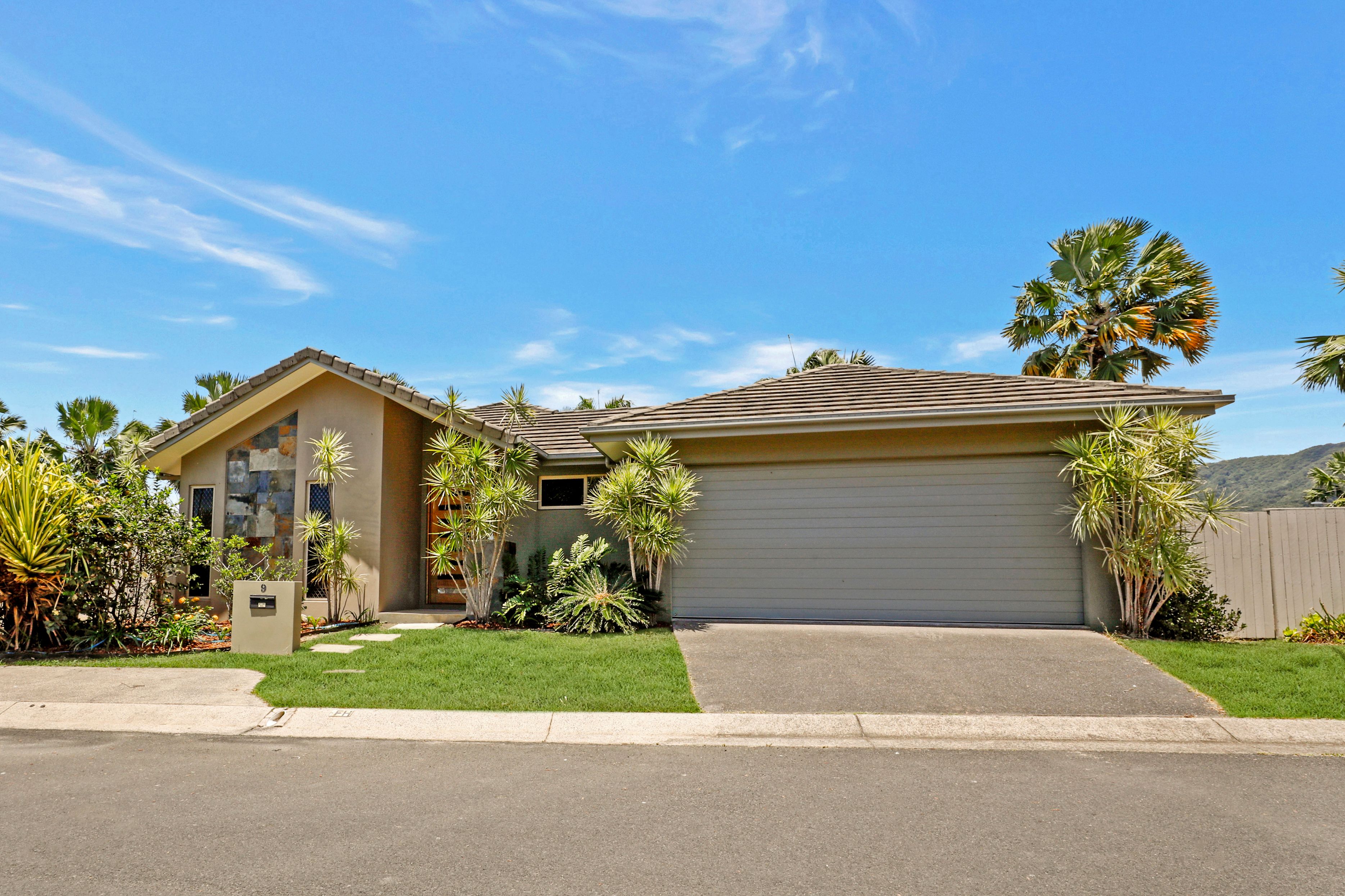 2-12 Paradise Palms Drive, Kewarra Beach QLD 4879