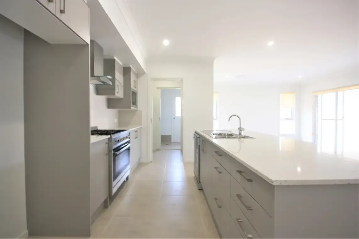 27 Battam Road, Gregory Hills, NSW 2557