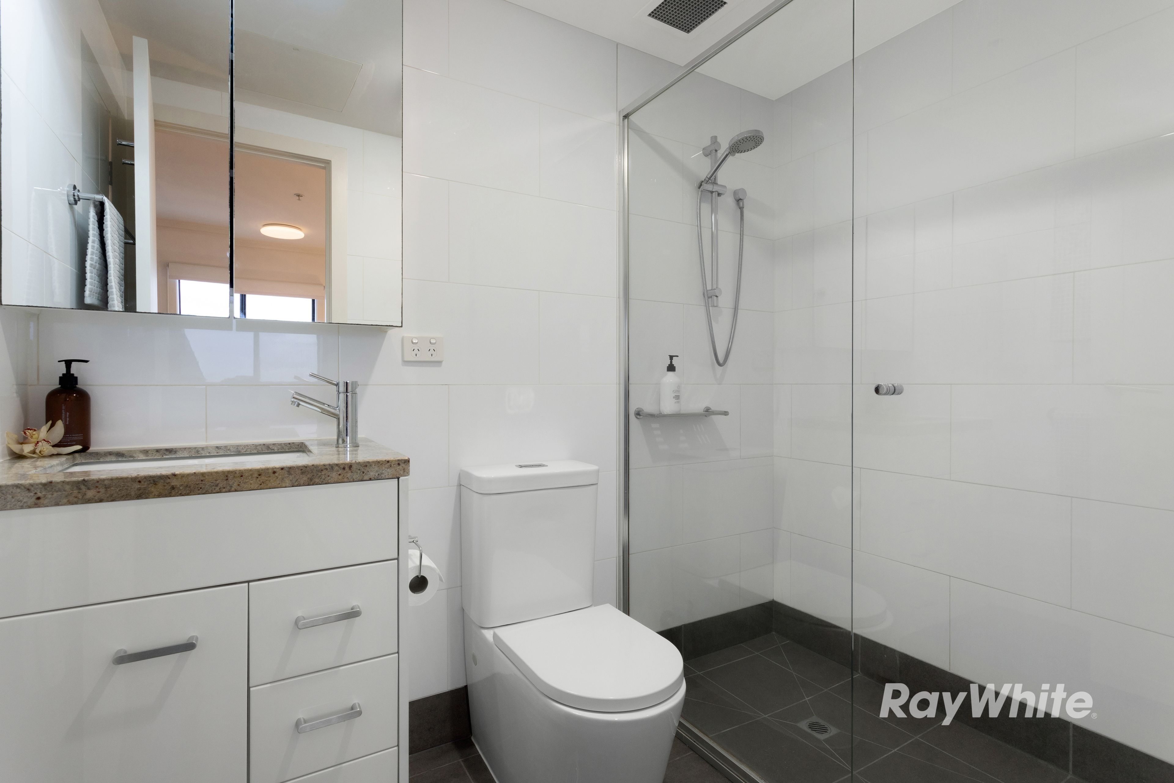 9/81 Koornang Road — photo 9 of 11