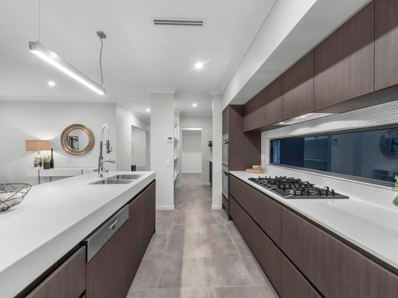 18 Junior Terrace, Northgate, QLD 4013
