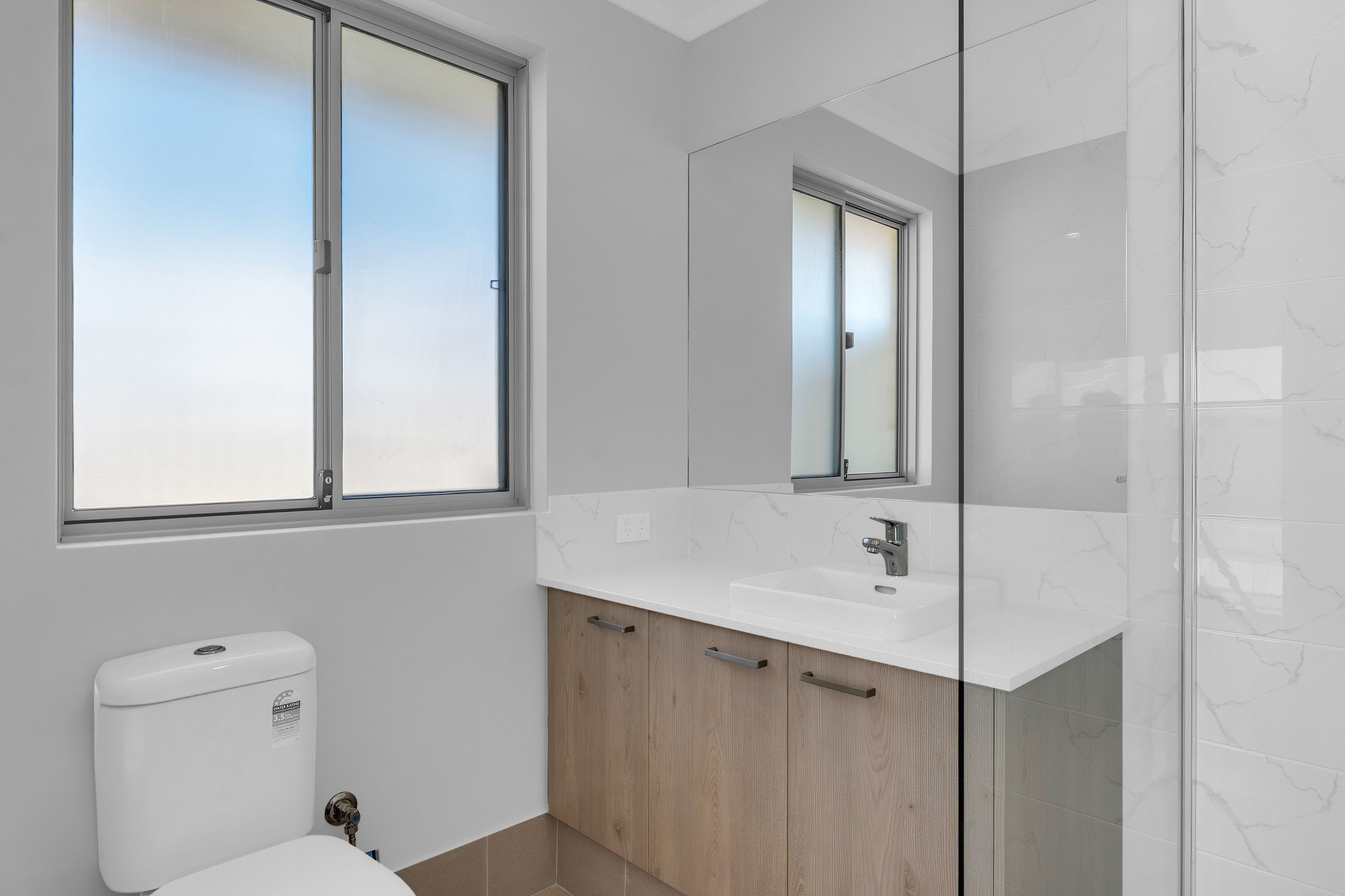 1 Akuna Way — photo 9 of 16
