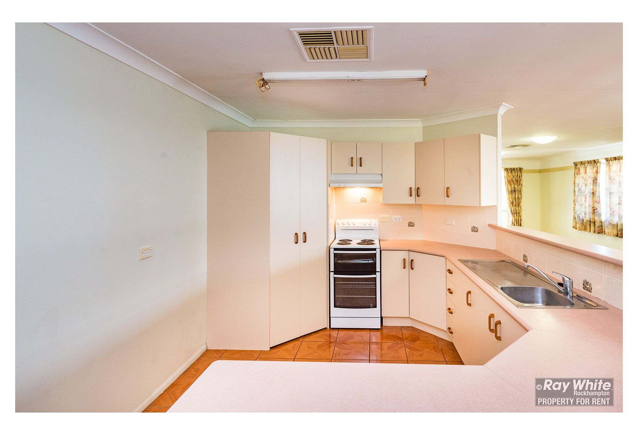 71 Upper Dawson Road, The Range, QLD 4700