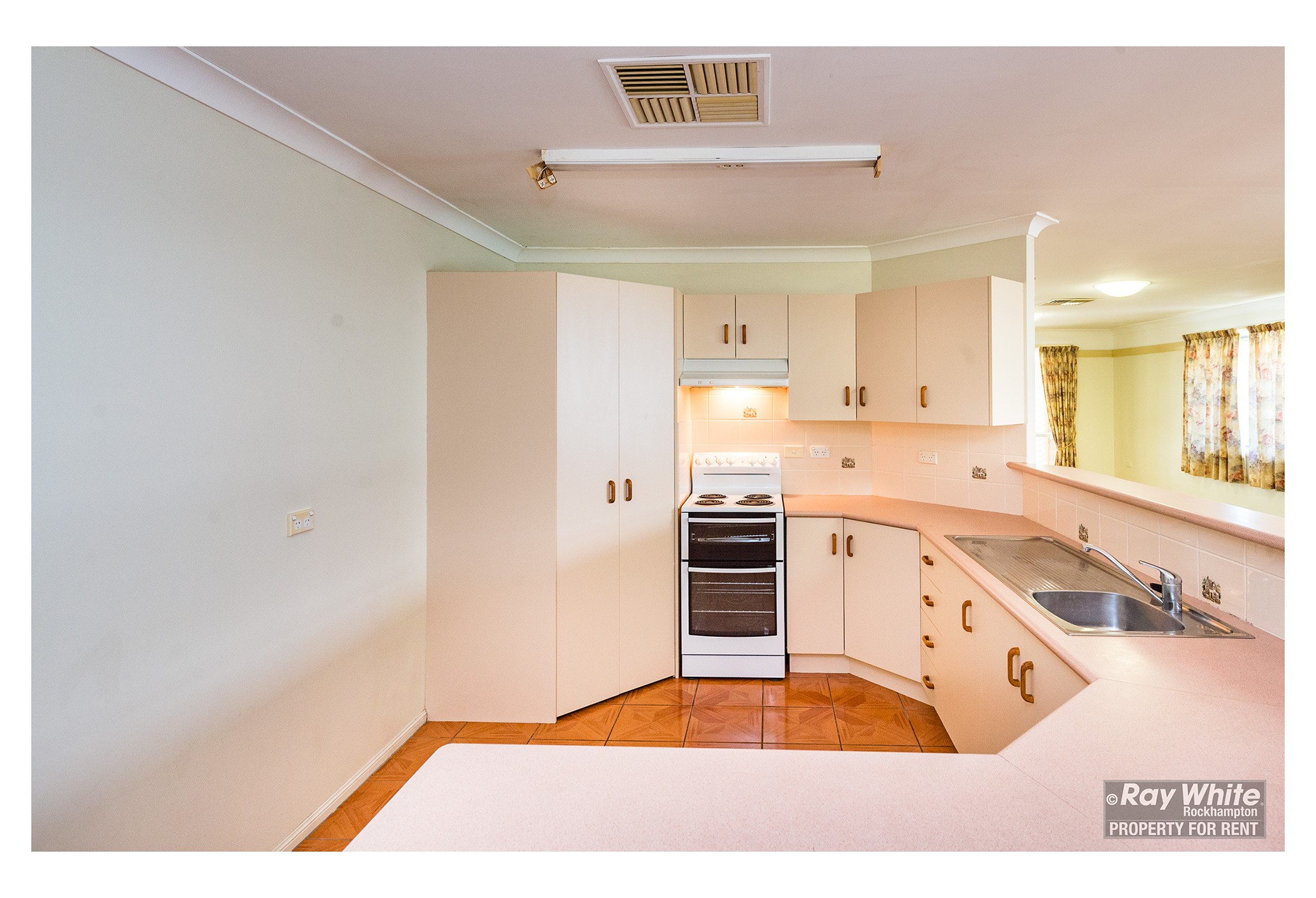 71 Upper Dawson Road, The Range, QLD 4700