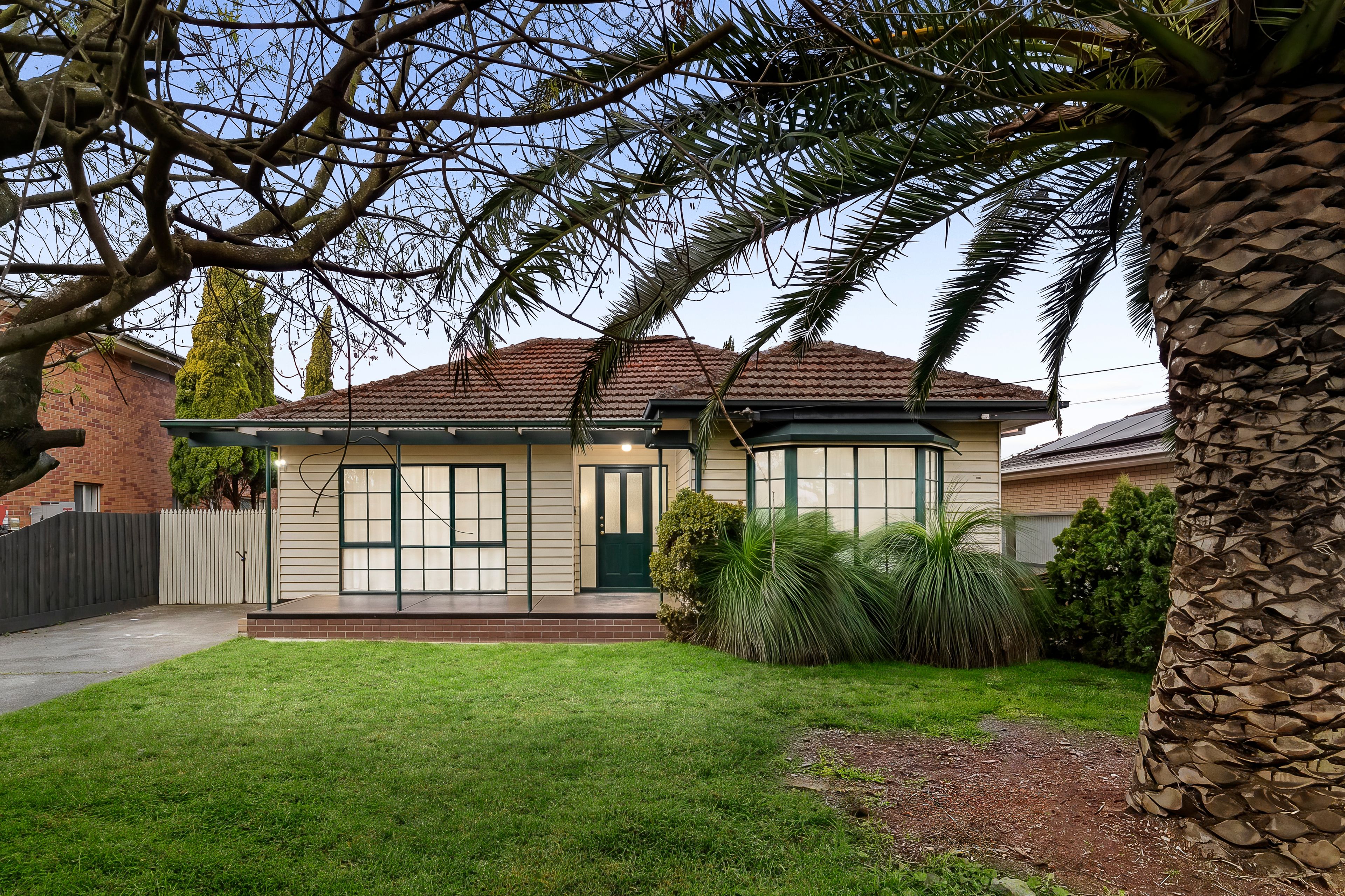 344 Huntingdale Road — photo from Ray White Clayton