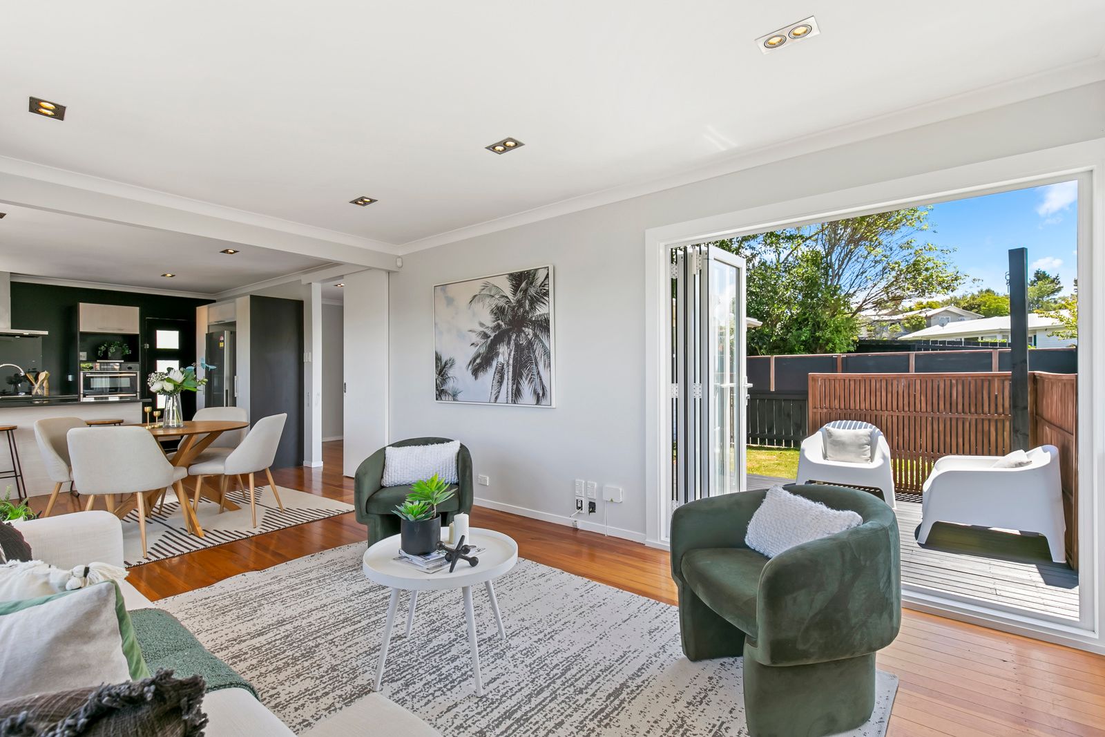 39 Stewart Drive, Newlands, Wellington City