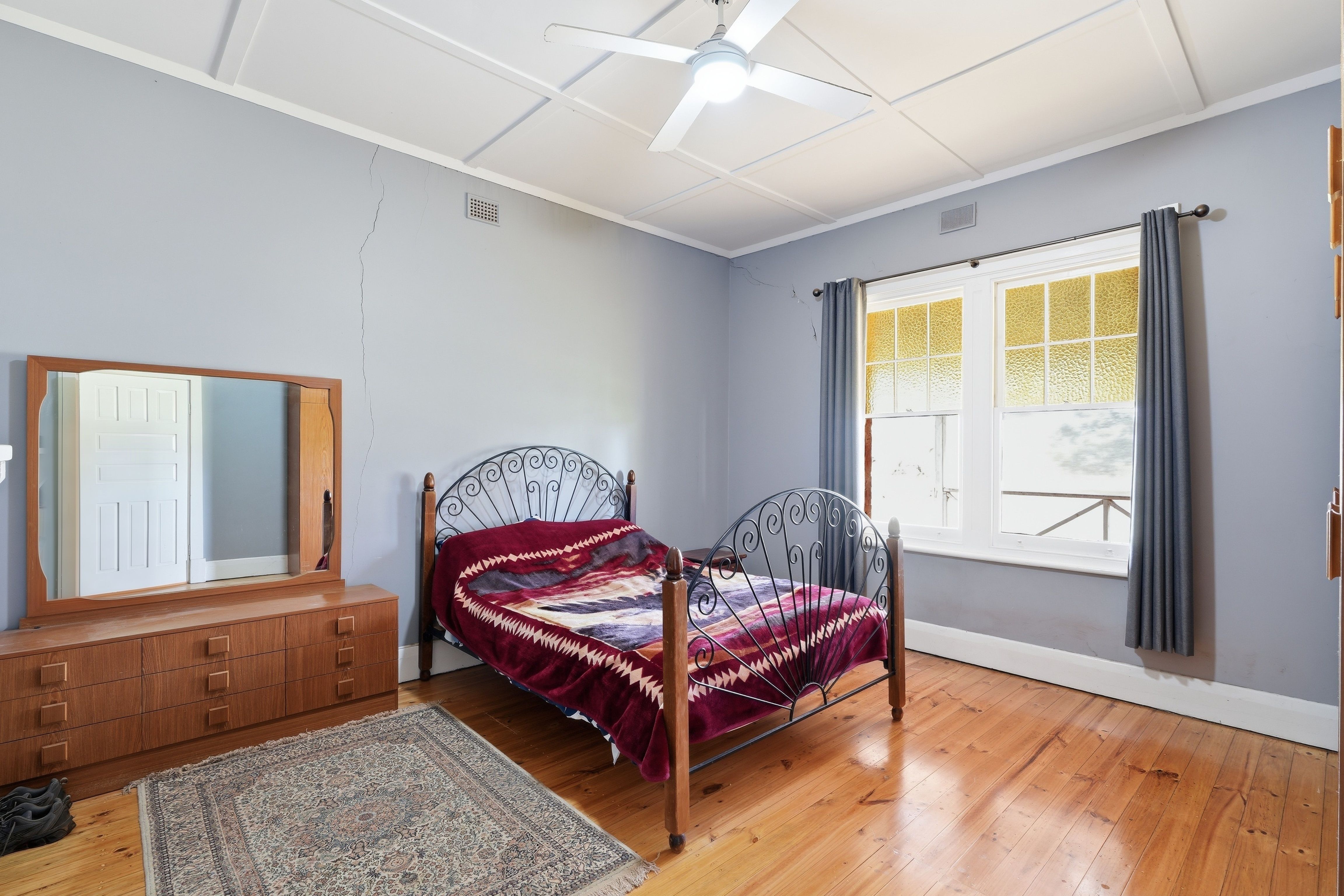 155 Molineux Road. — photo 12 of 30