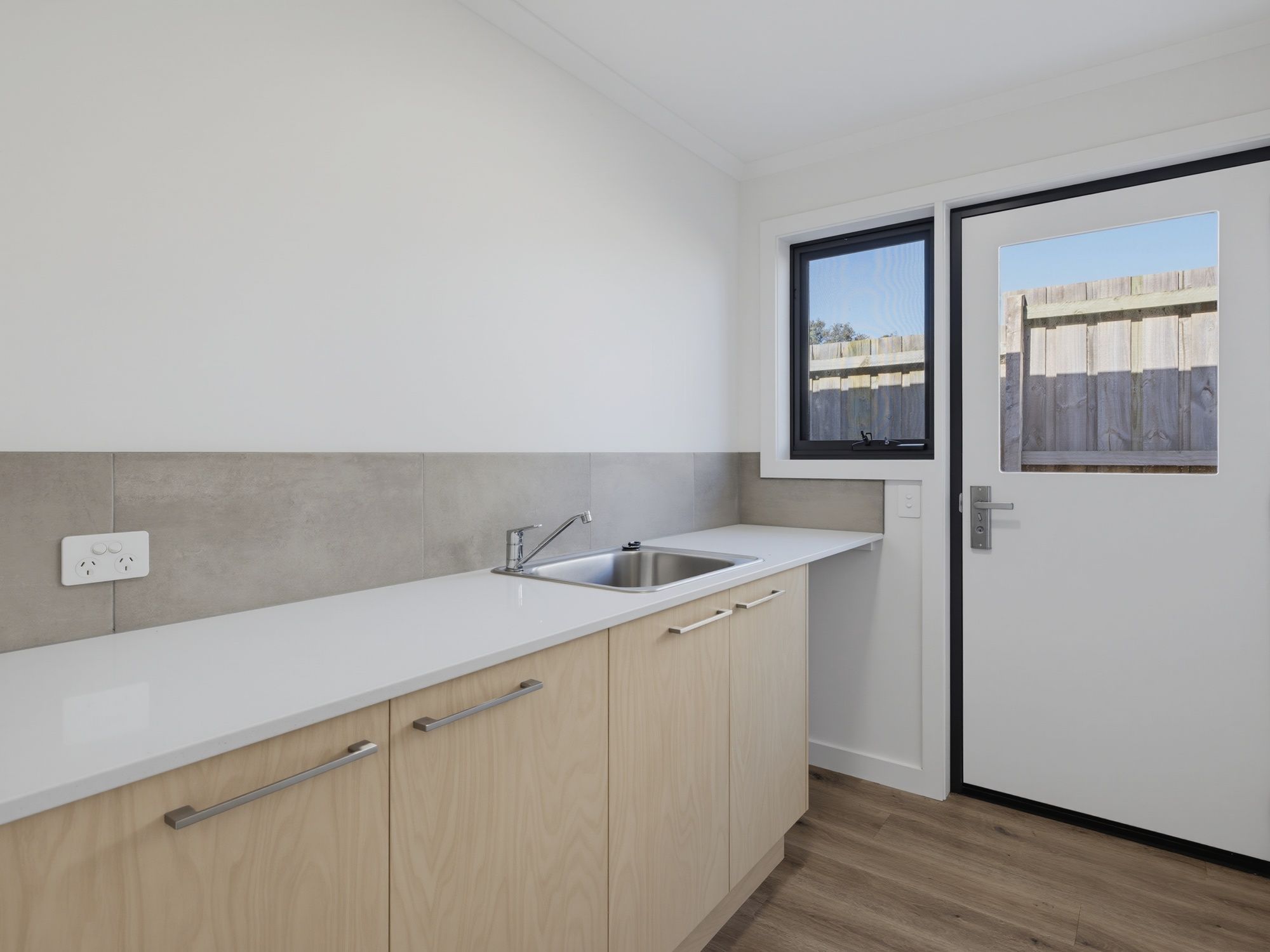 3/7 Campbell Street — photo 12 of 17