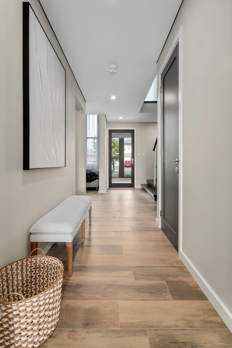 41 Gledswood Hills Drive, GLEDSWOOD HILLS, NSW 2557